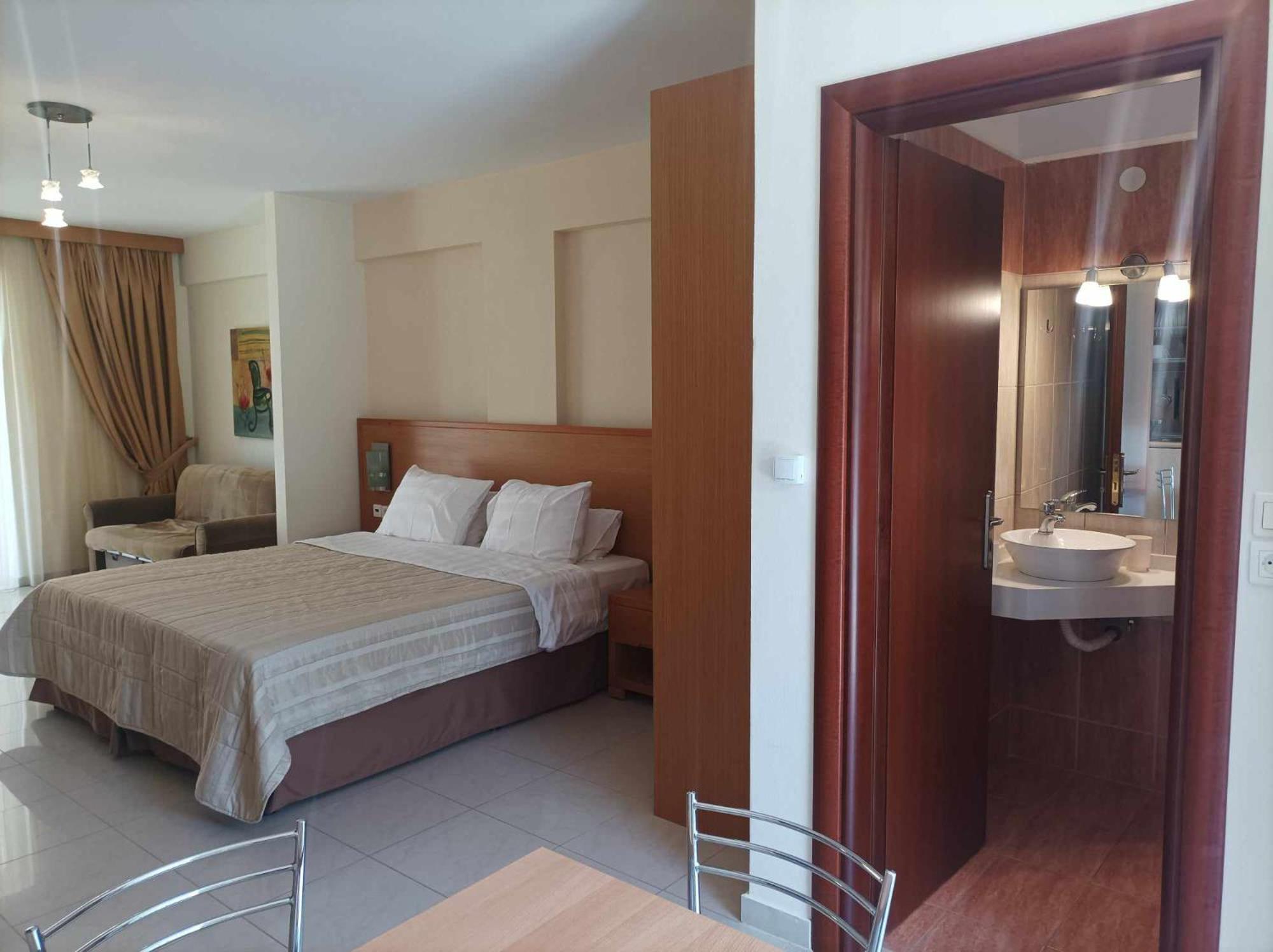 Aparthotel Alex House *