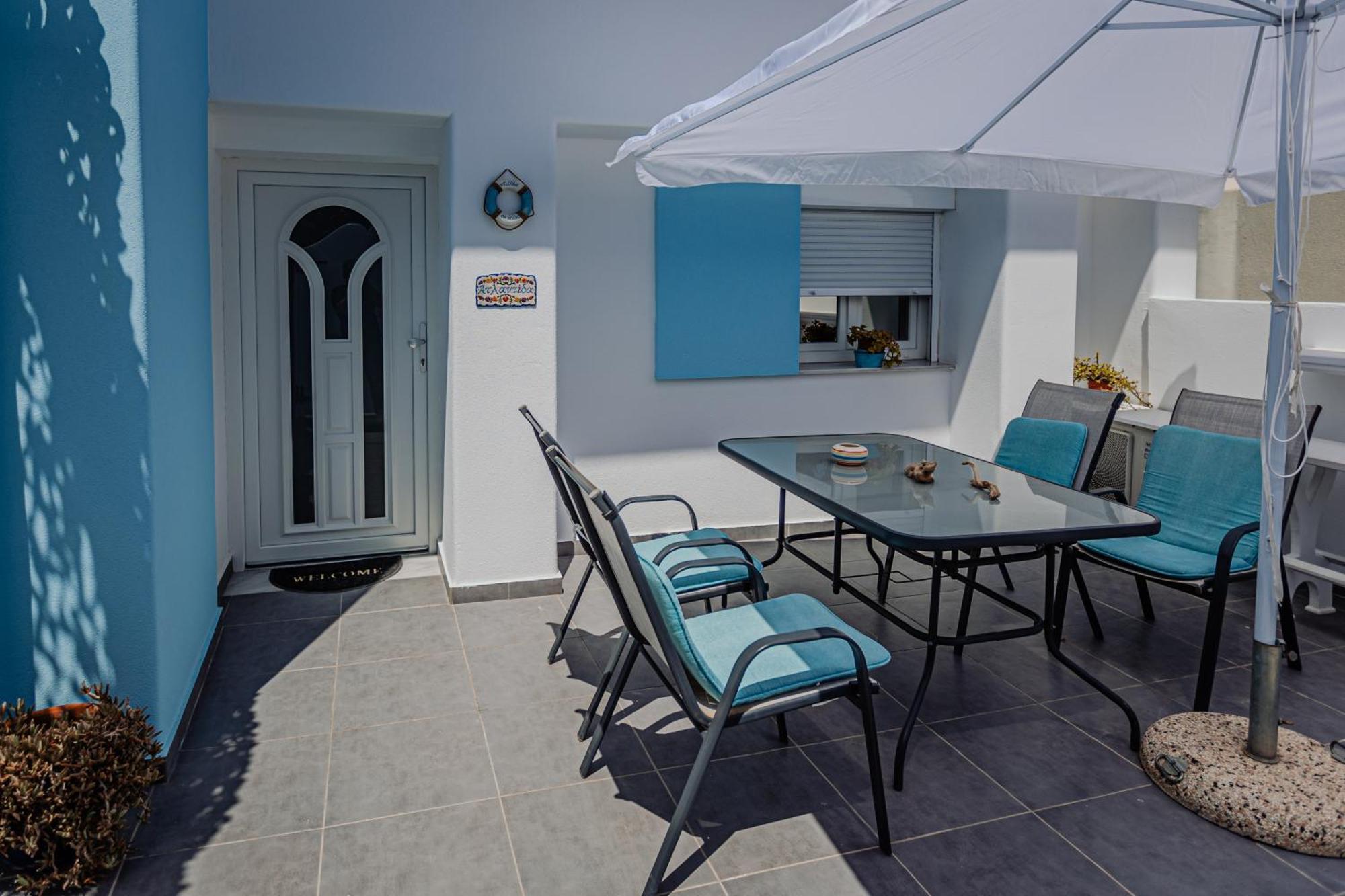 Blue Dream - Santorini Kamari (Santorini)