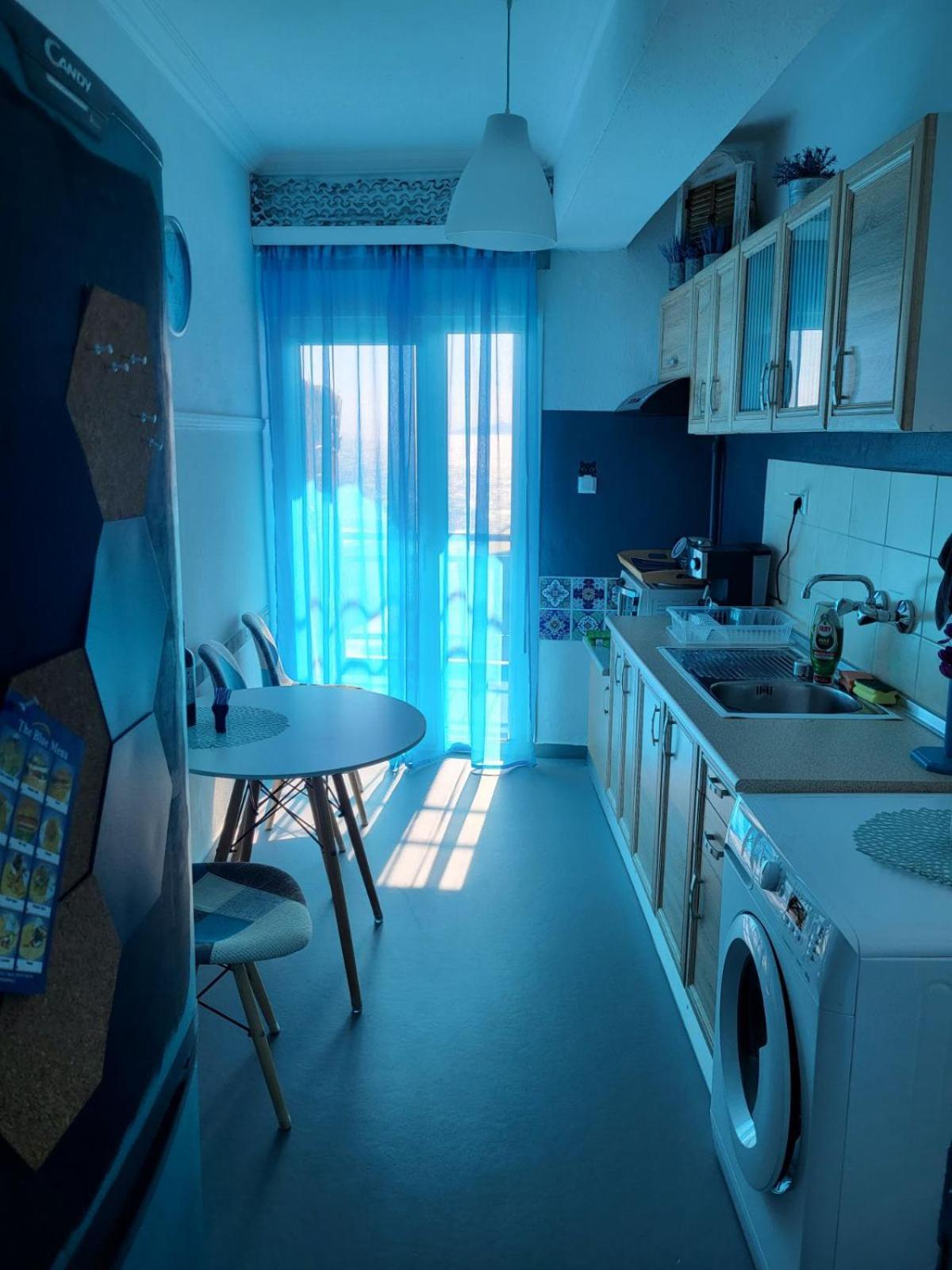 Upper Deck Apt.