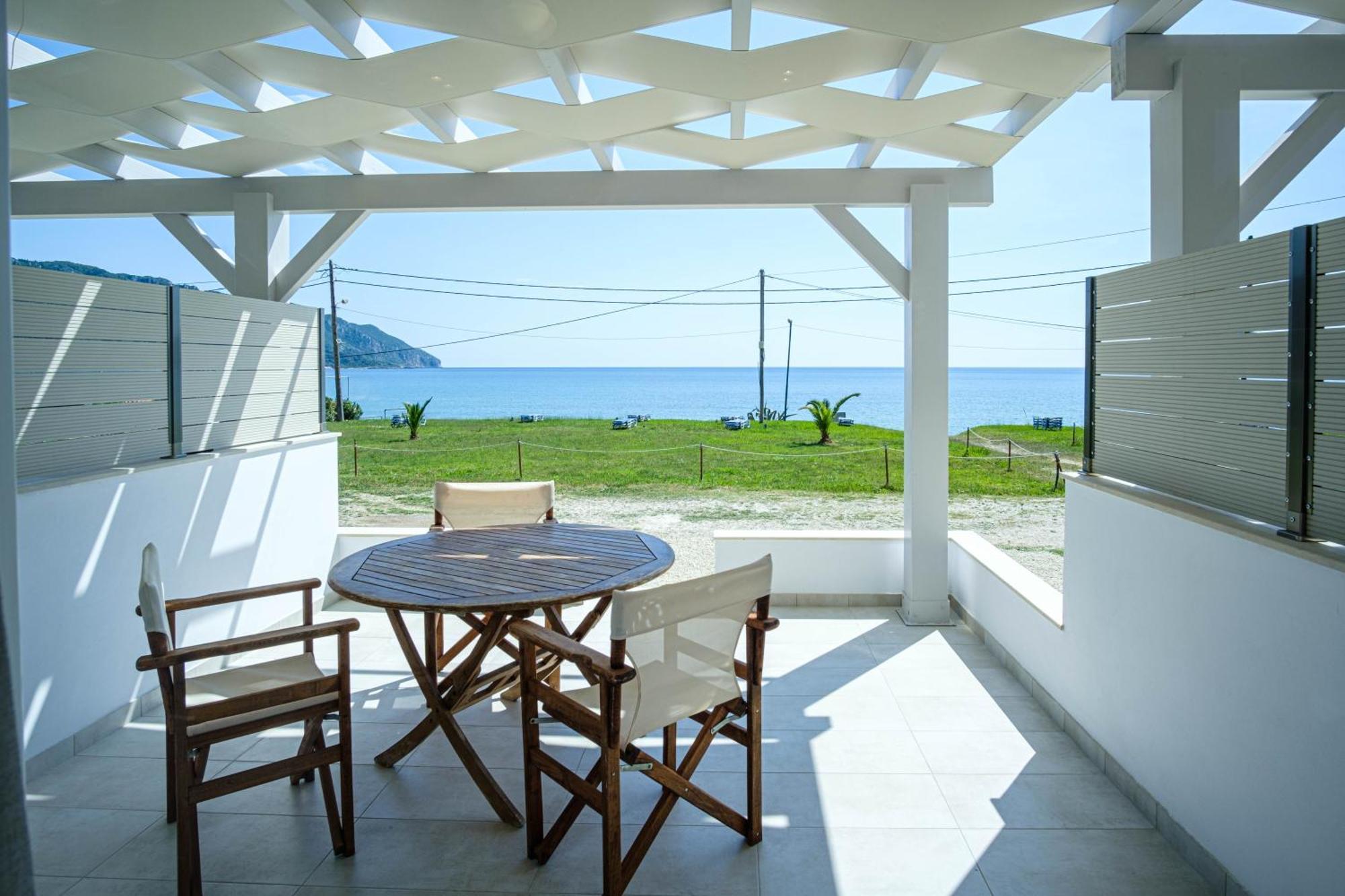 Elias & Vasili House Hotel 2*