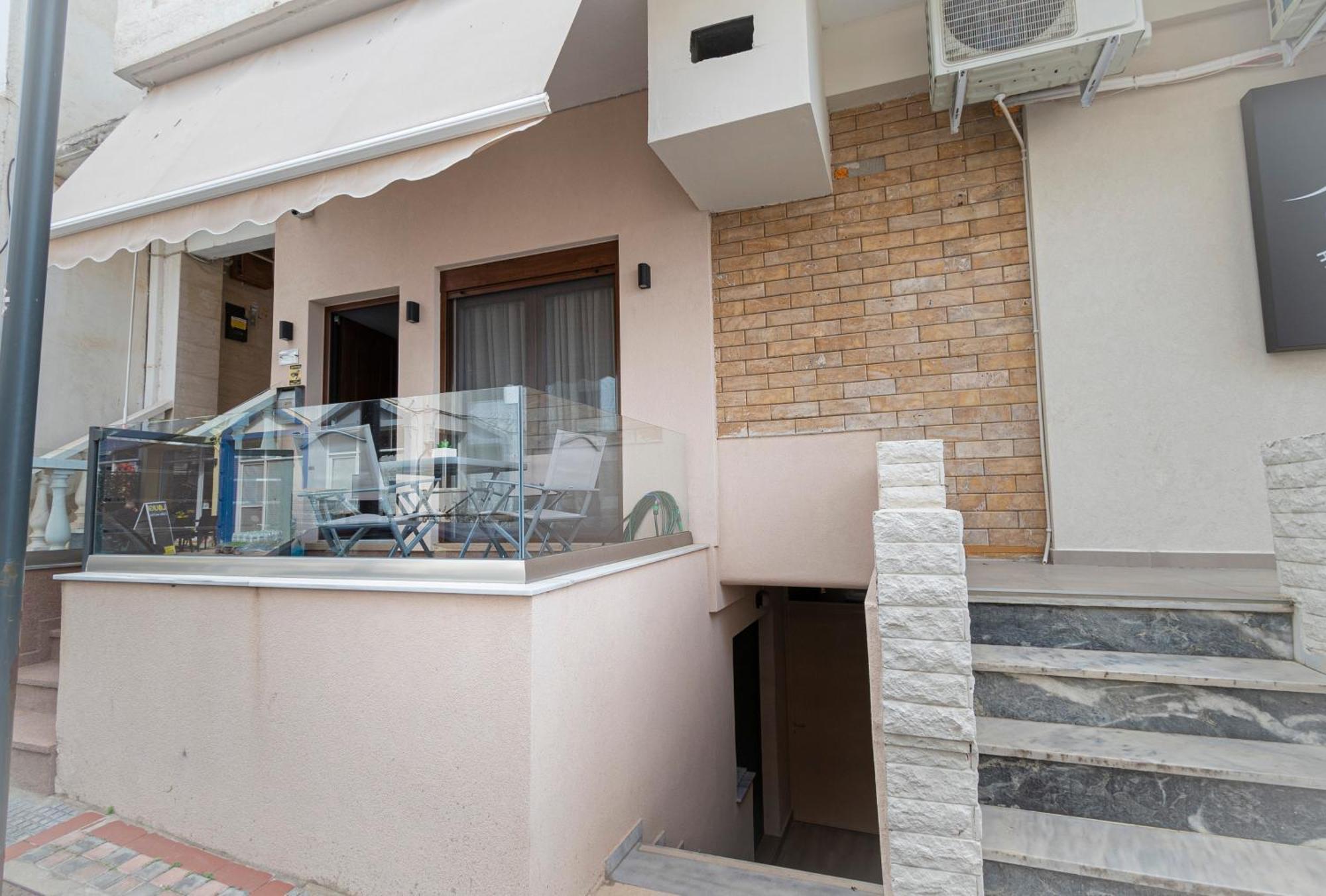 P & K Design Ltd Flats By Pro Services - Apartment