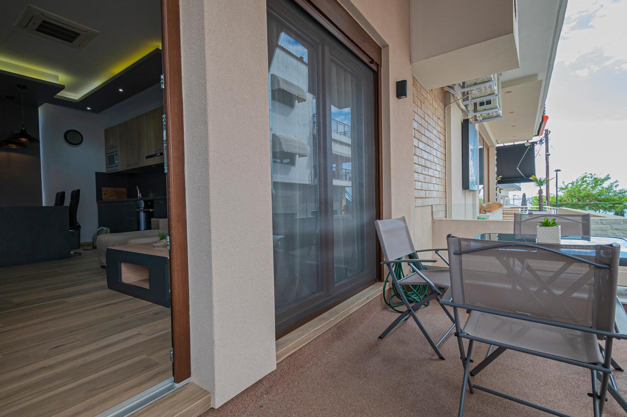 P & K Design Ltd Flats By Pro Services - Apartment *