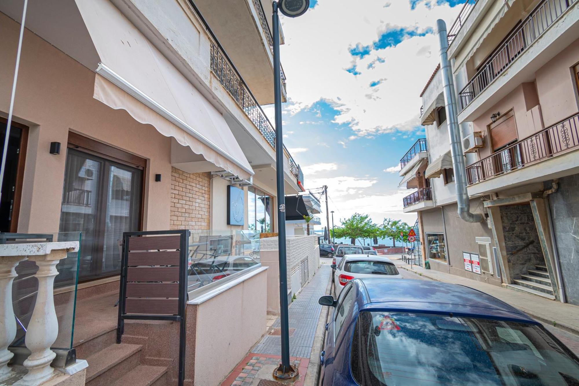 P & K Design Ltd Flats By Pro Services - Nea Moudania