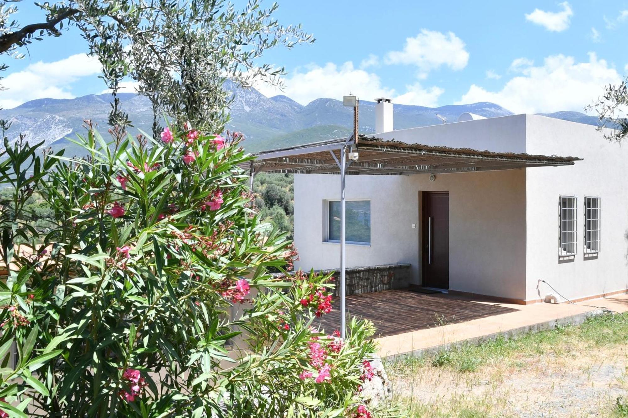 Holiday home 'n Gray Sea & Mountain House Kalamata