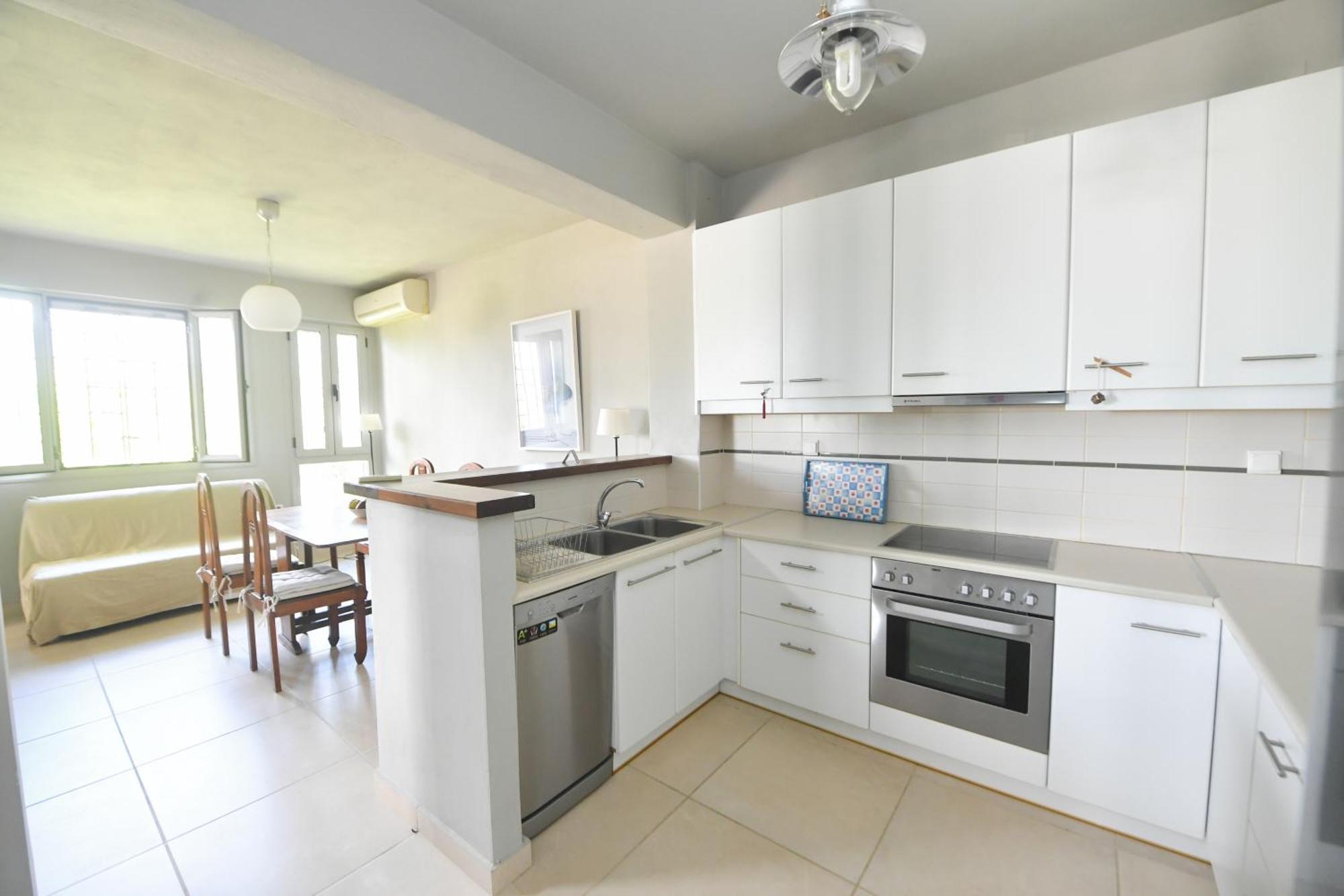 'n Gray Sea & Mountain House Kalamata