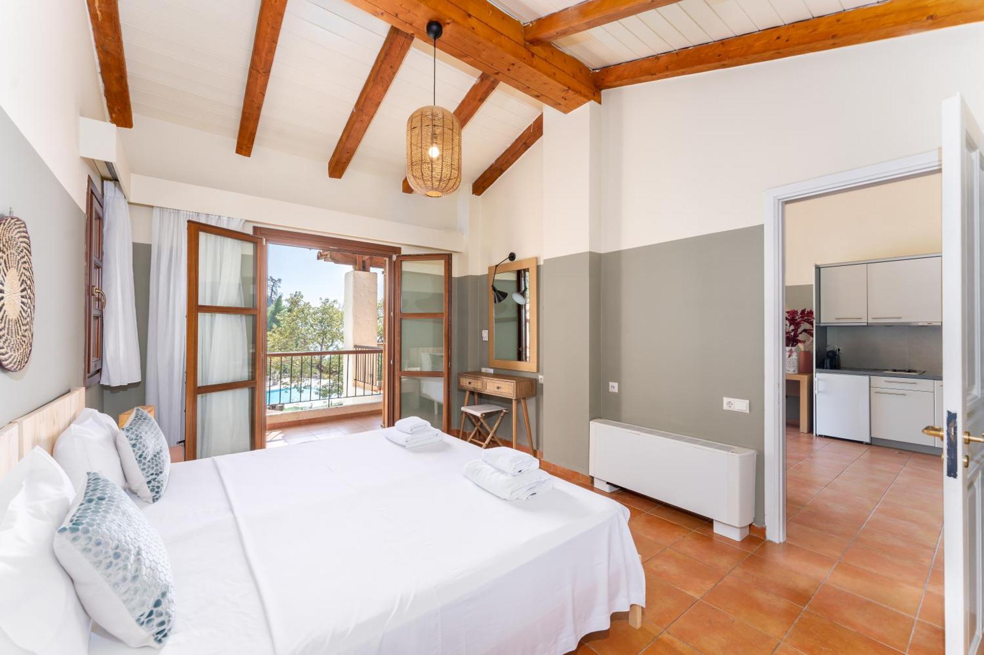 Kaminos Evia 4* Limni (Evia)