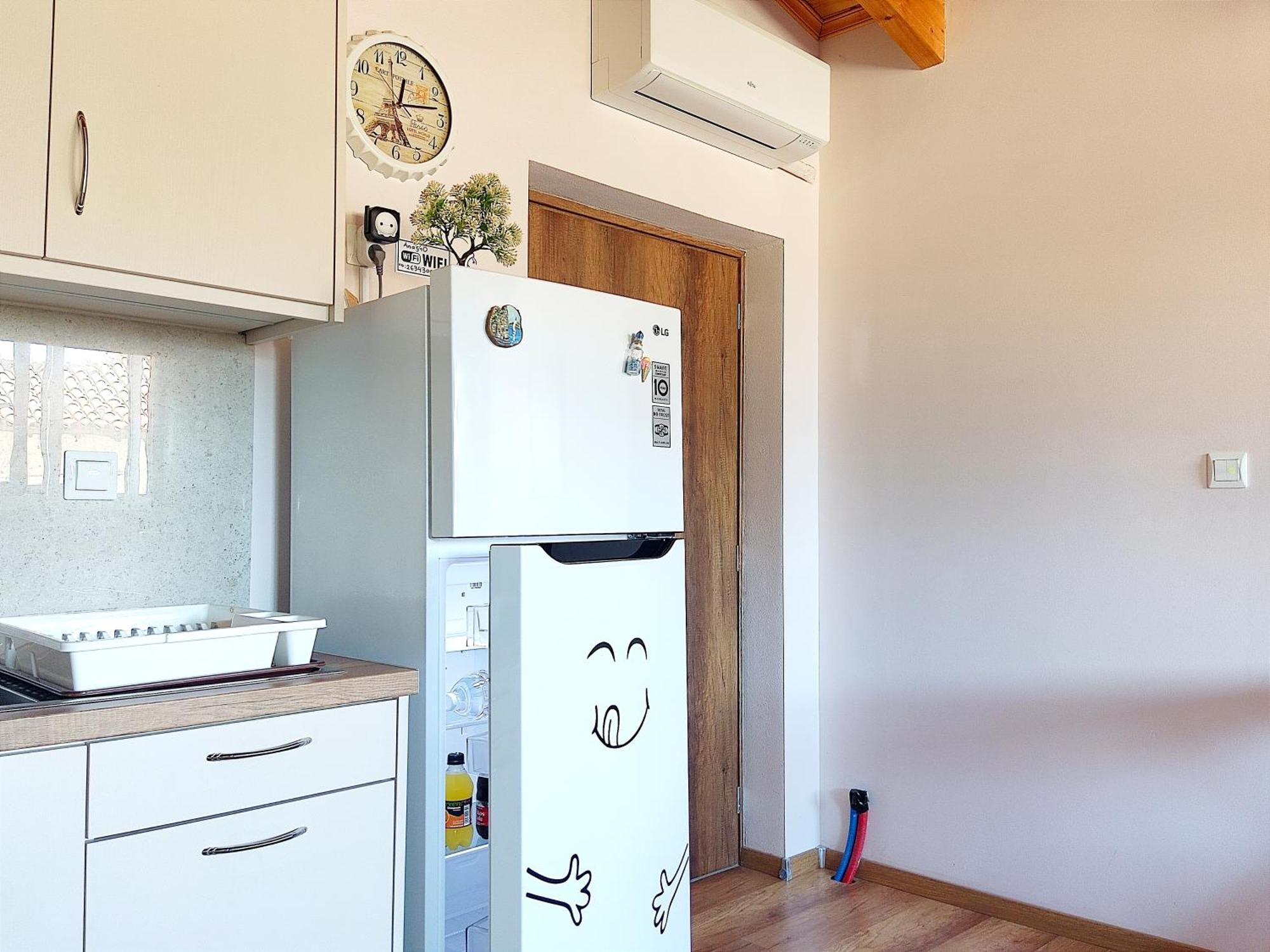 Apartment Travelers Stasis