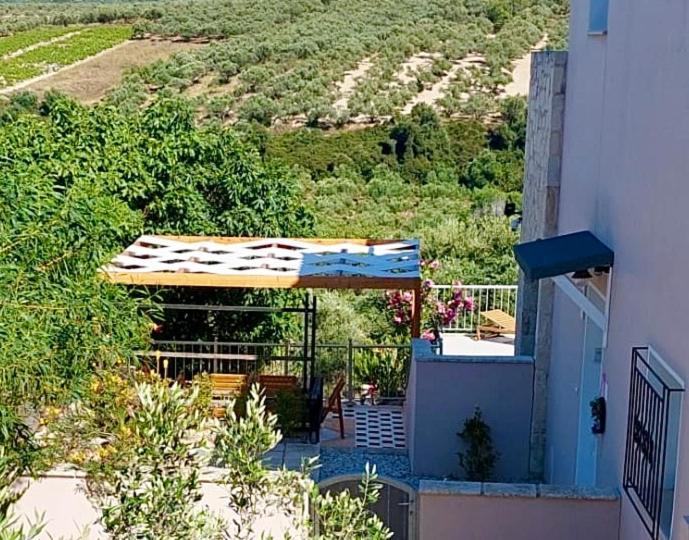Holiday home Albama Darmarochori