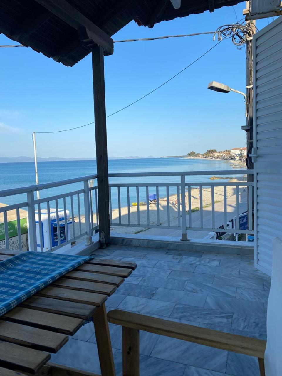 Apartment Anemomylos Sea View