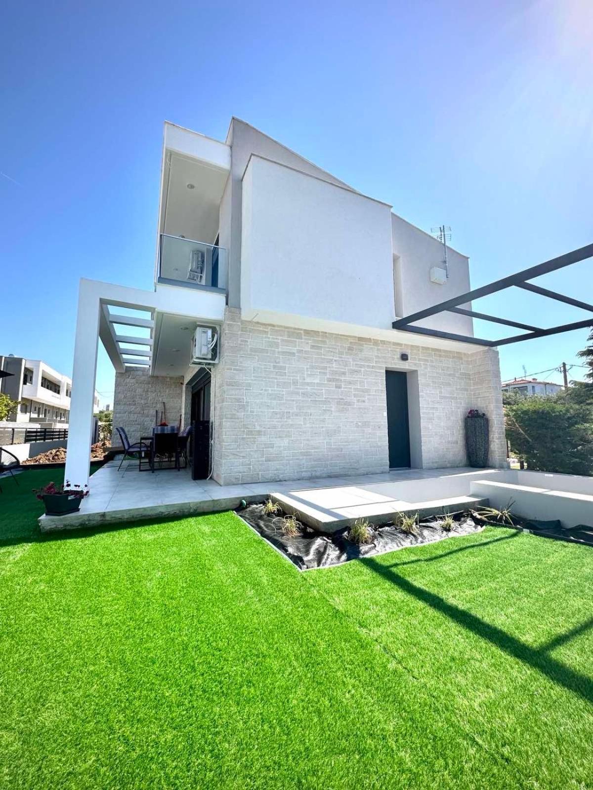 Sunset Yerakini Villa