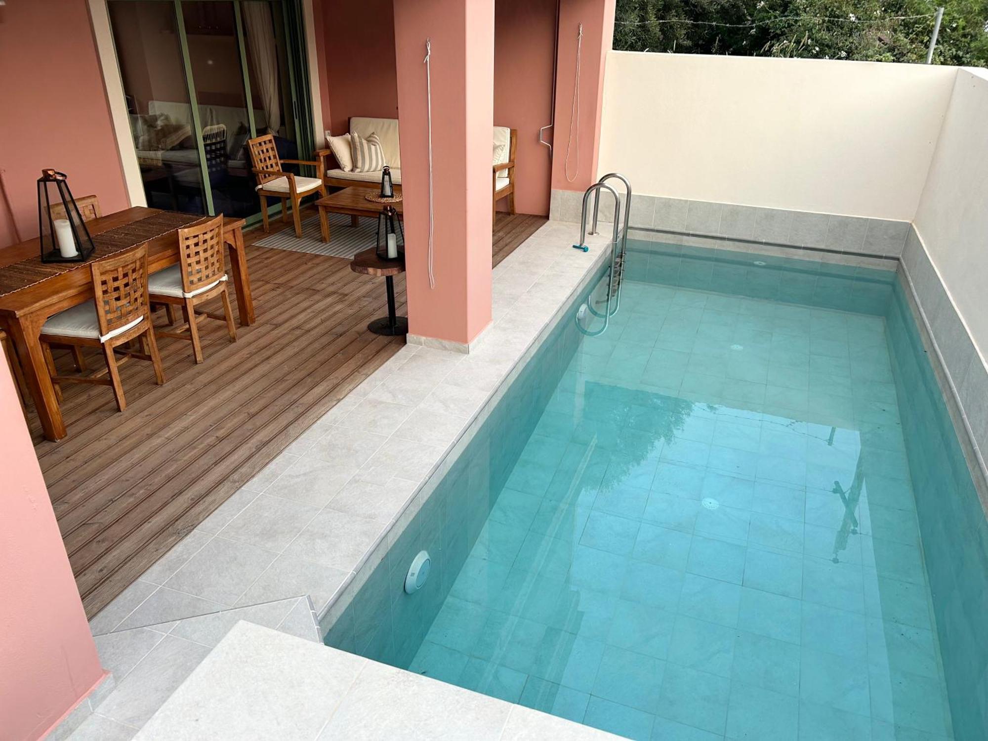 Apartment Cute With Private Pool Palairos