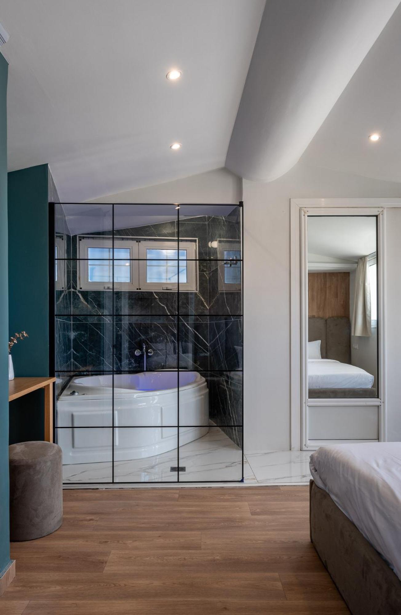 Apartment Noho Acropolis X Elise , Olivia Athens