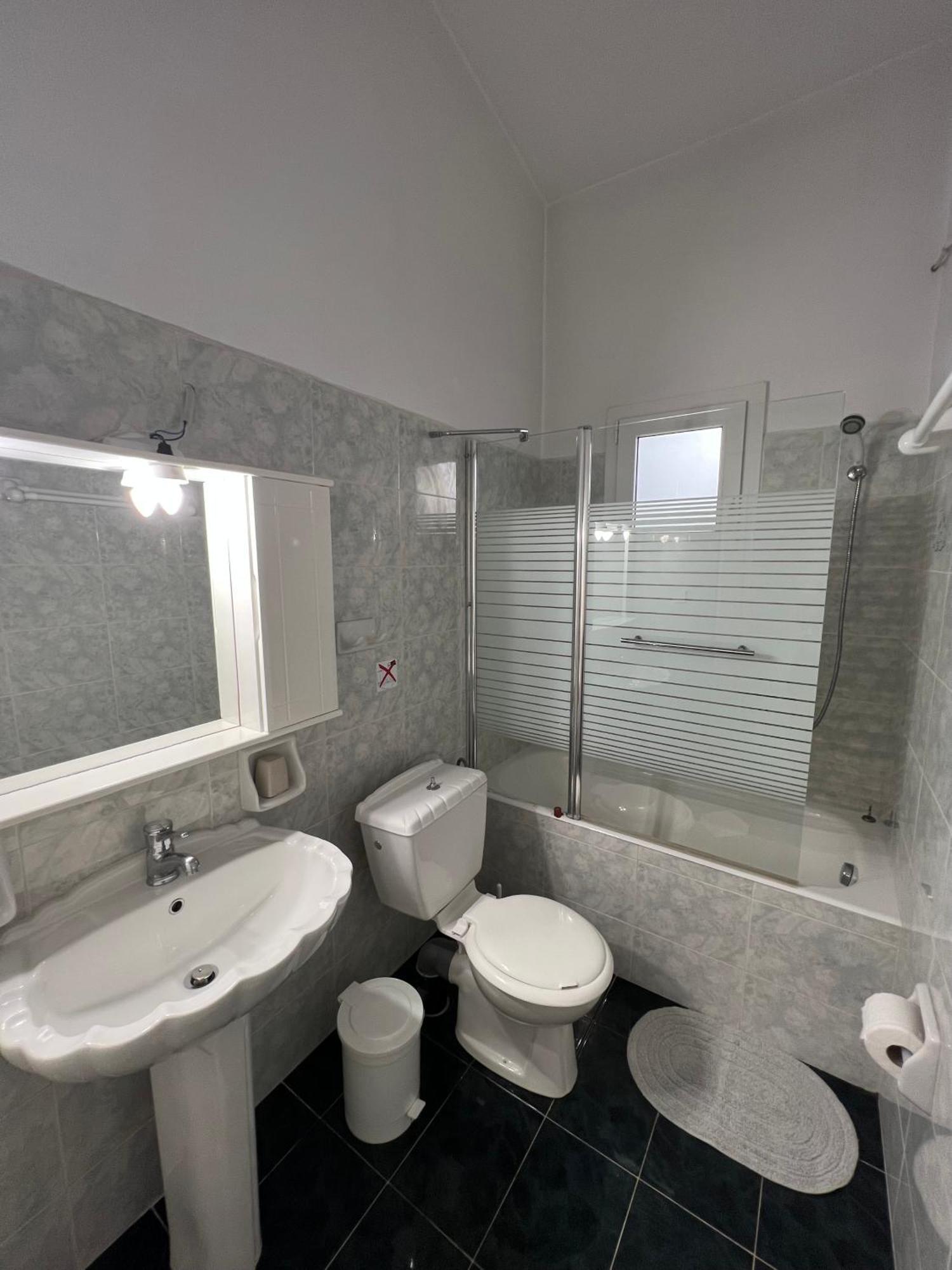 Aronis Spyros Panoramic Seaview Apartment Longos (Paxos)