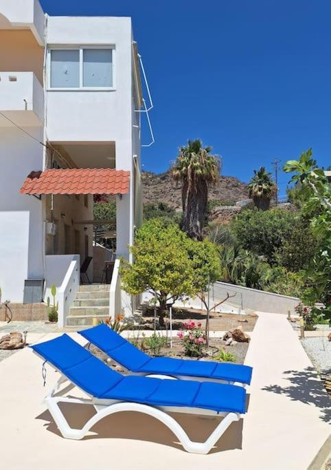 Sea Side Retreat 3