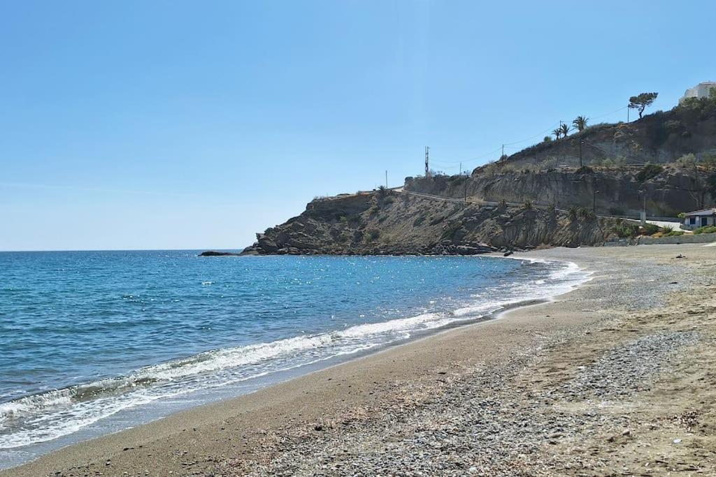 Sea Side Retreat 3 Achlia