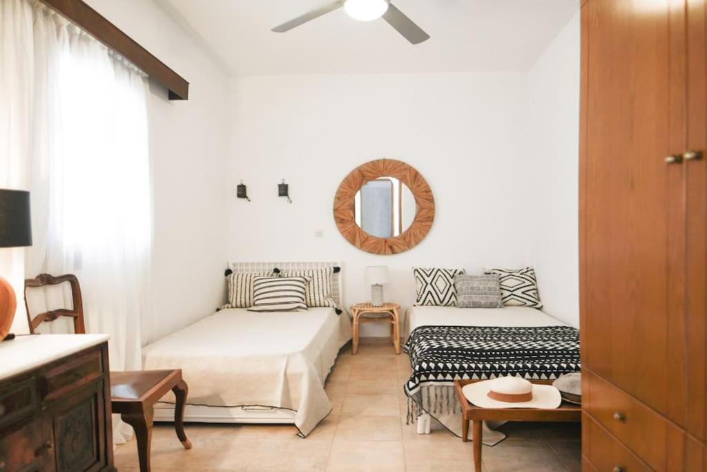 Charming Renovated Farmhouse! - Antiparos!