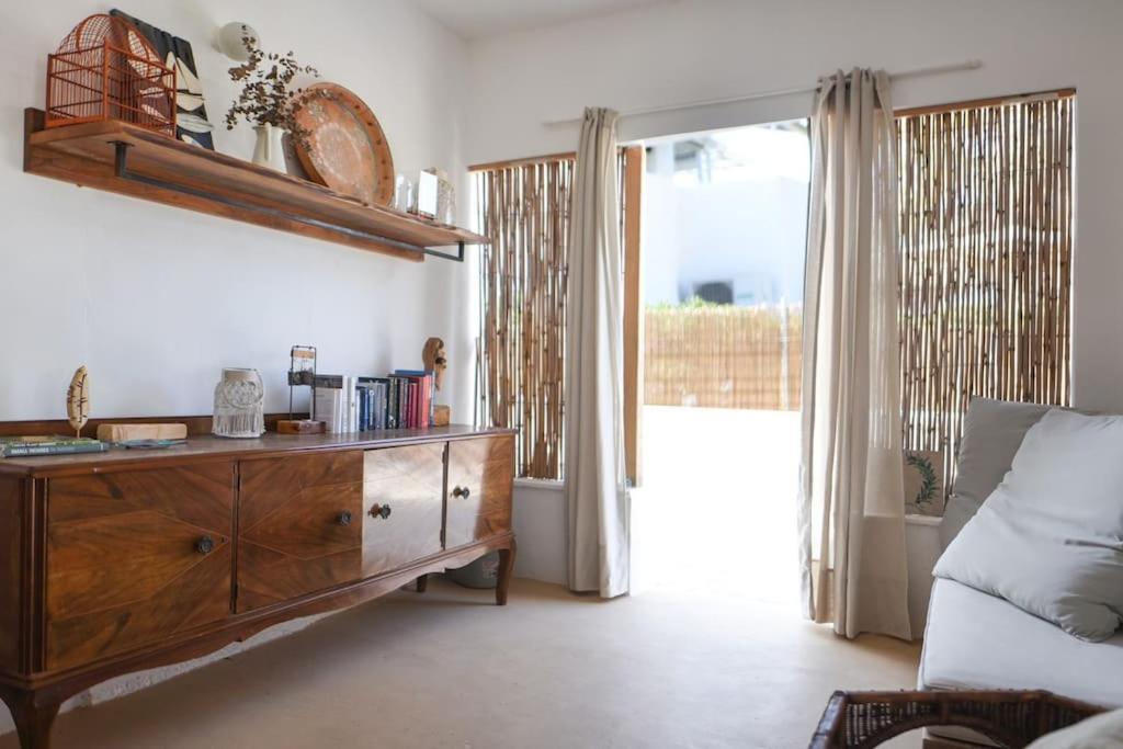 Charming Renovated Farmhouse! - Antiparos!