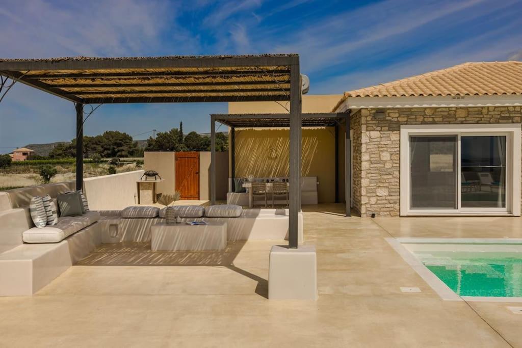 Lotus - Ionian Collection Villa Lixouri