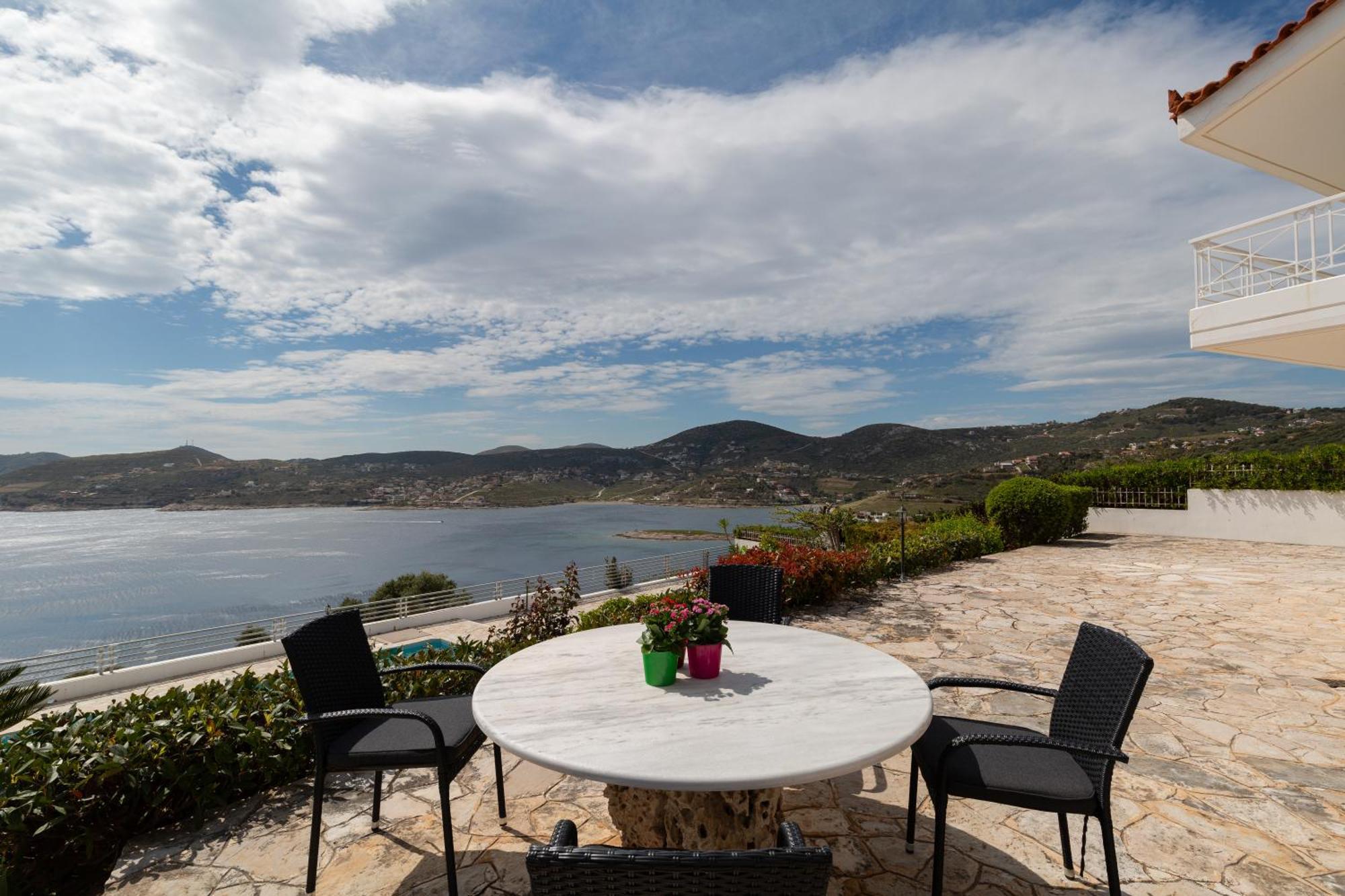 Villa Asossa With Private Pool & Sea View *