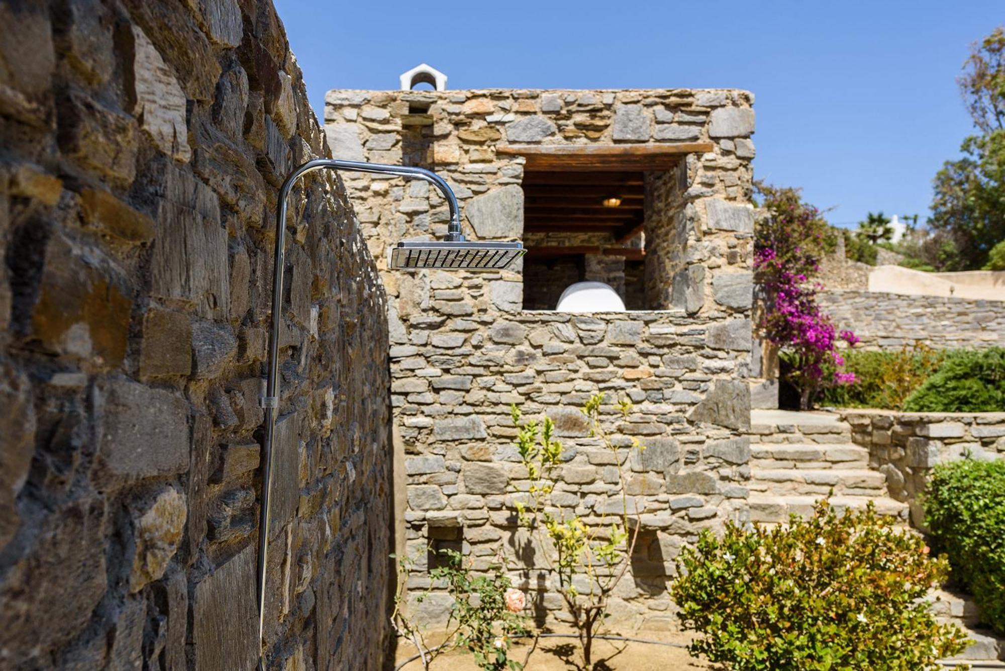 Thalatta * Parikia (Paros)