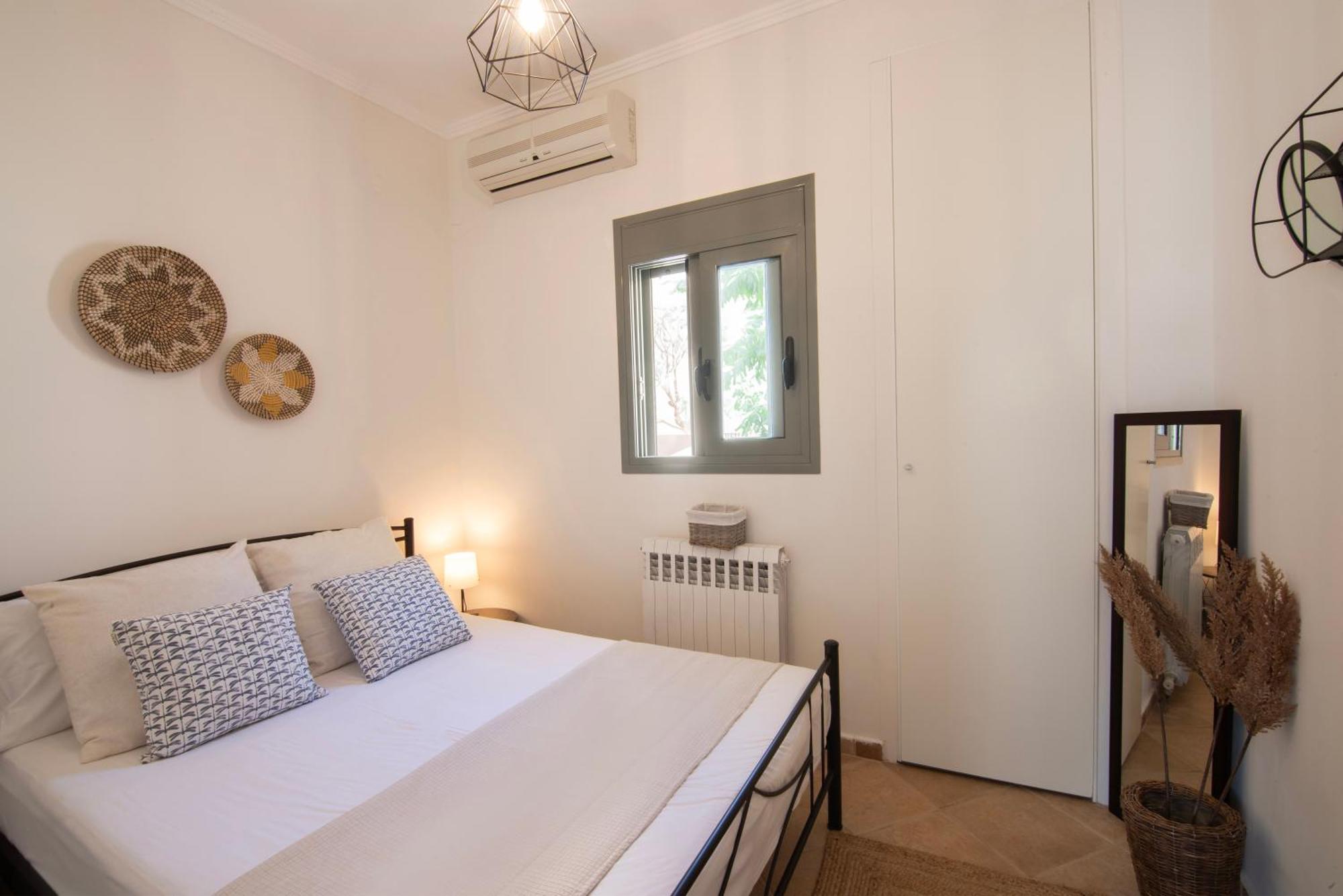 Sunkissed Villa Eginitissa