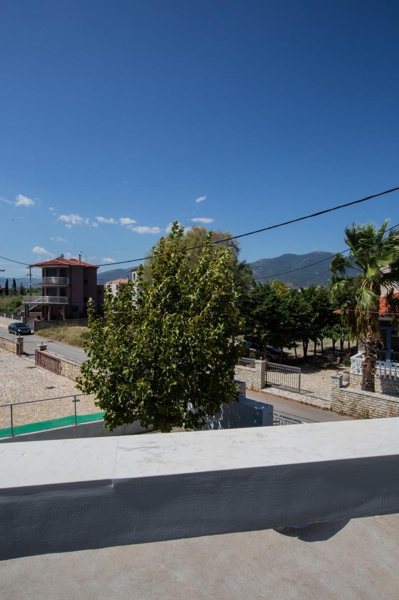 Chiliadou Ib,iib, Chiliadou Beach, Fokida * Chiliadou (Fokida)