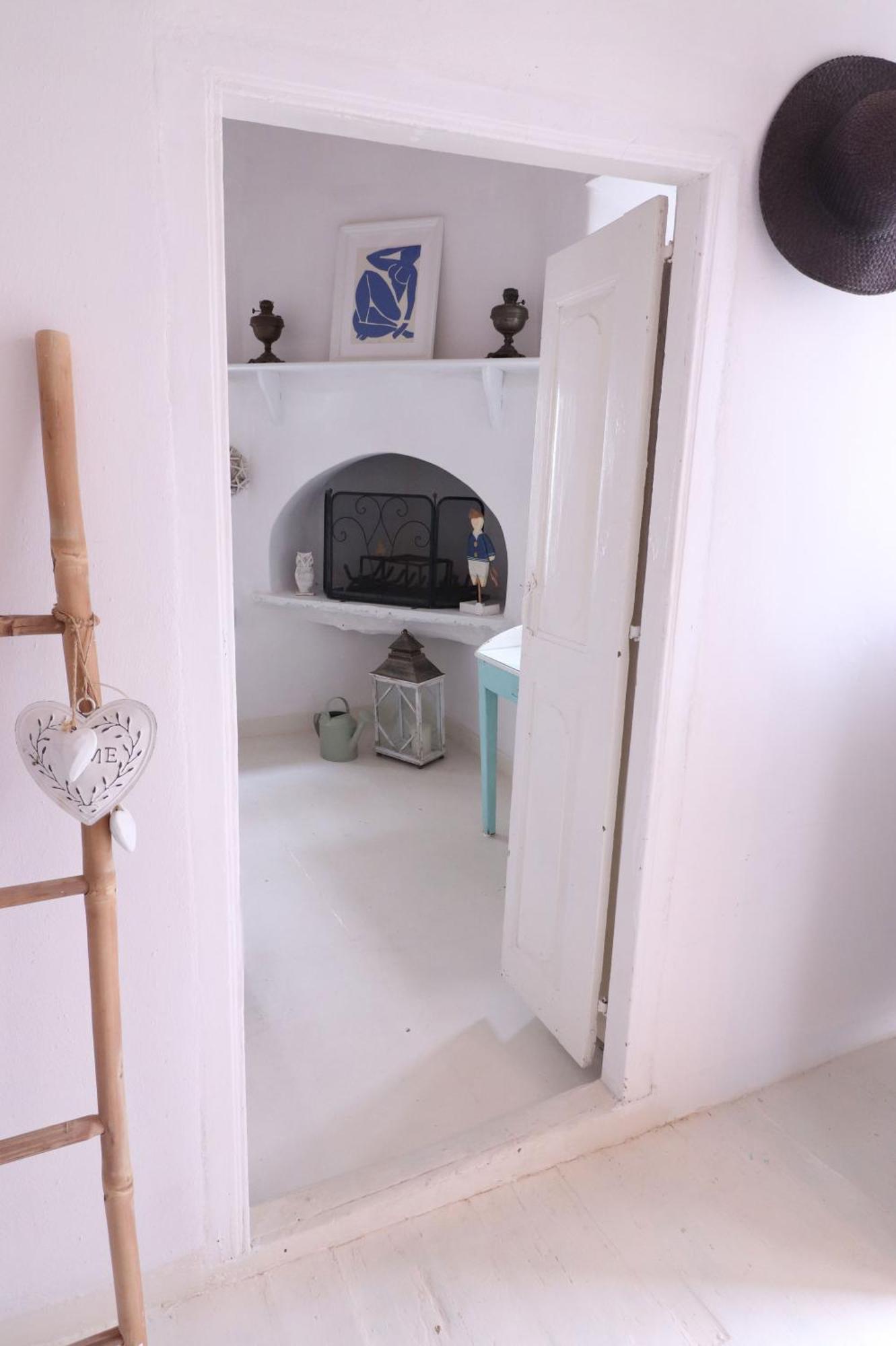 Traditional House In Ano Syros