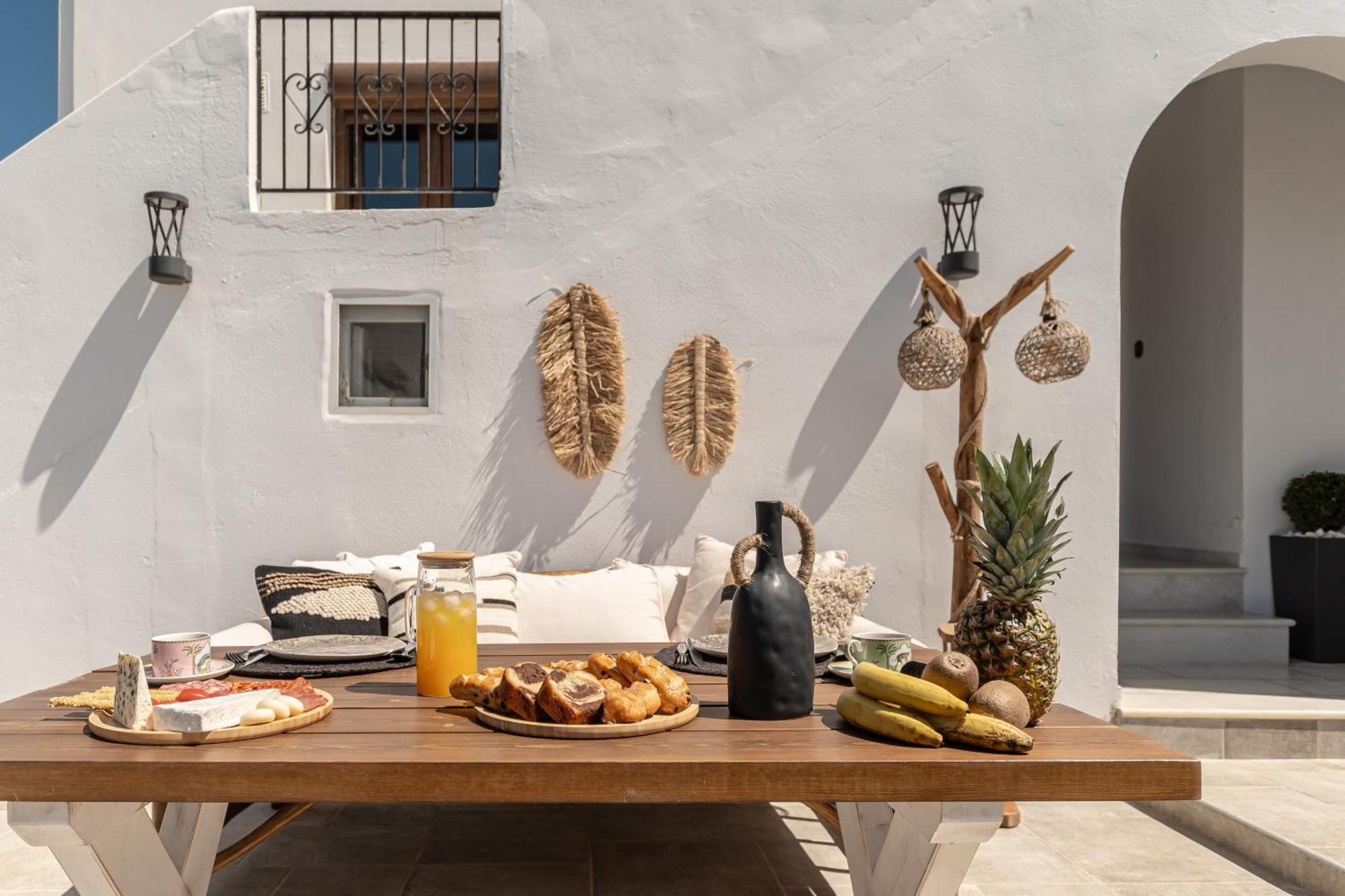Mythodea Luxury Apartment Naxos City