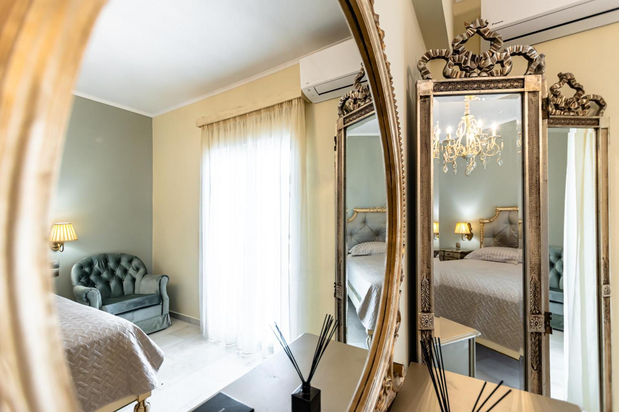 Mythodea Luxury Apartment *