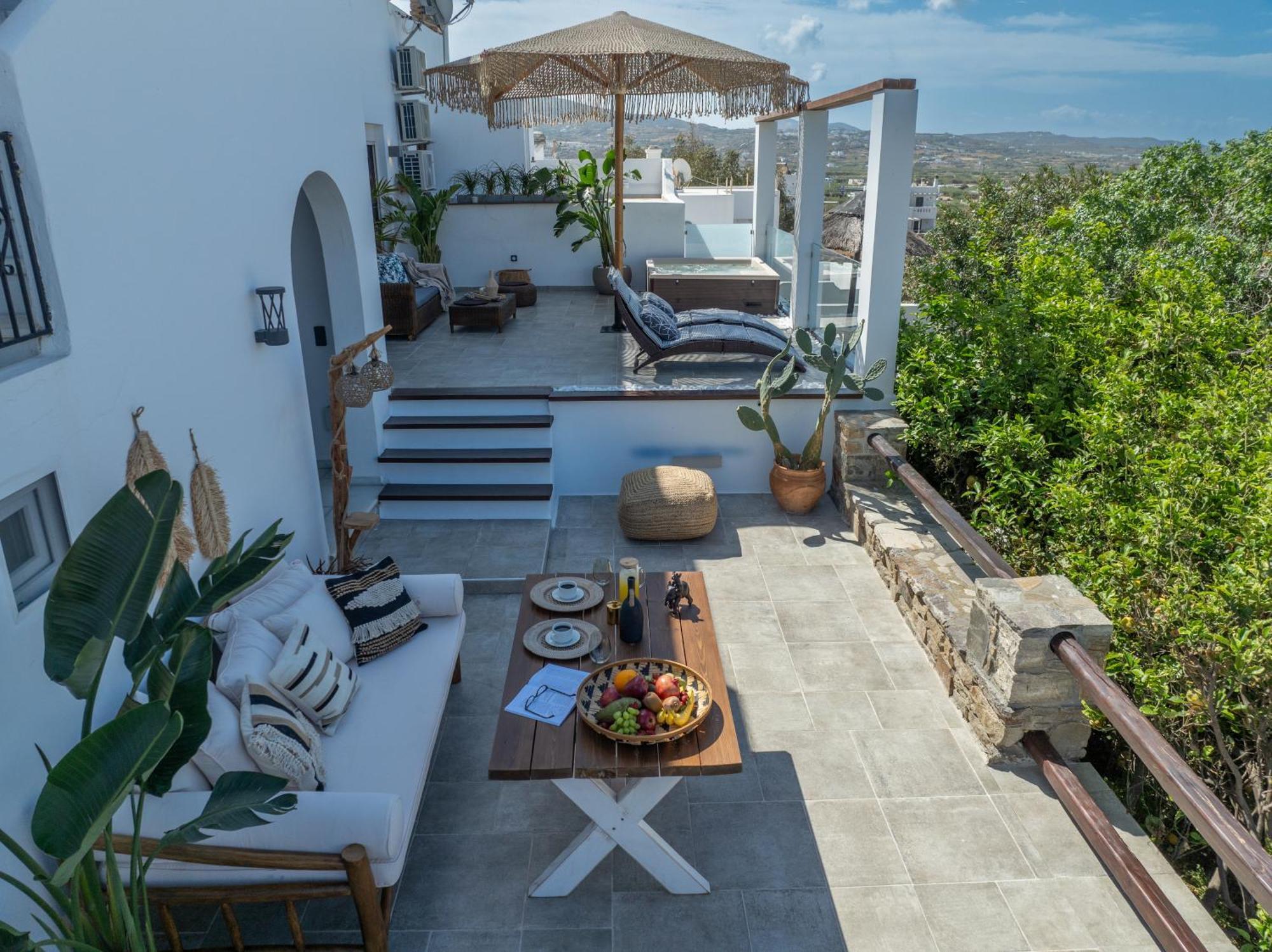 Mythodea Luxury Naxos City