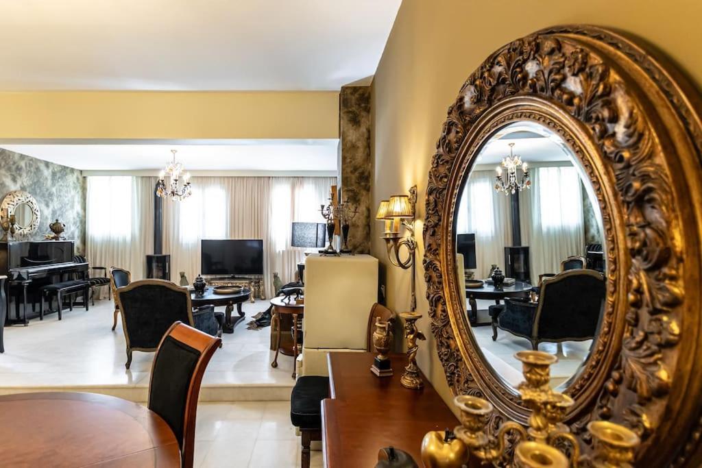 Mythodea Luxury Apartment