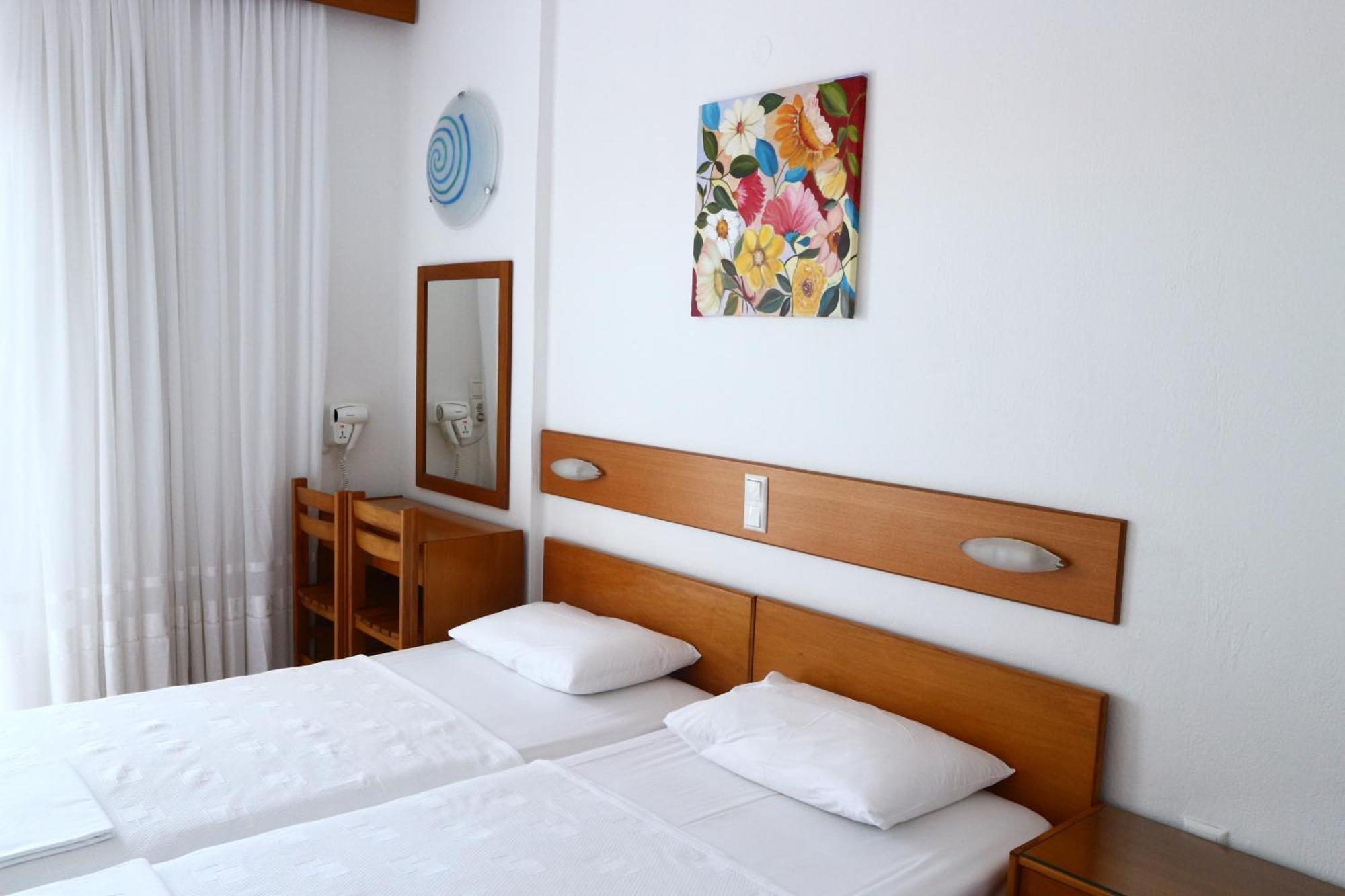 Danae Hotel