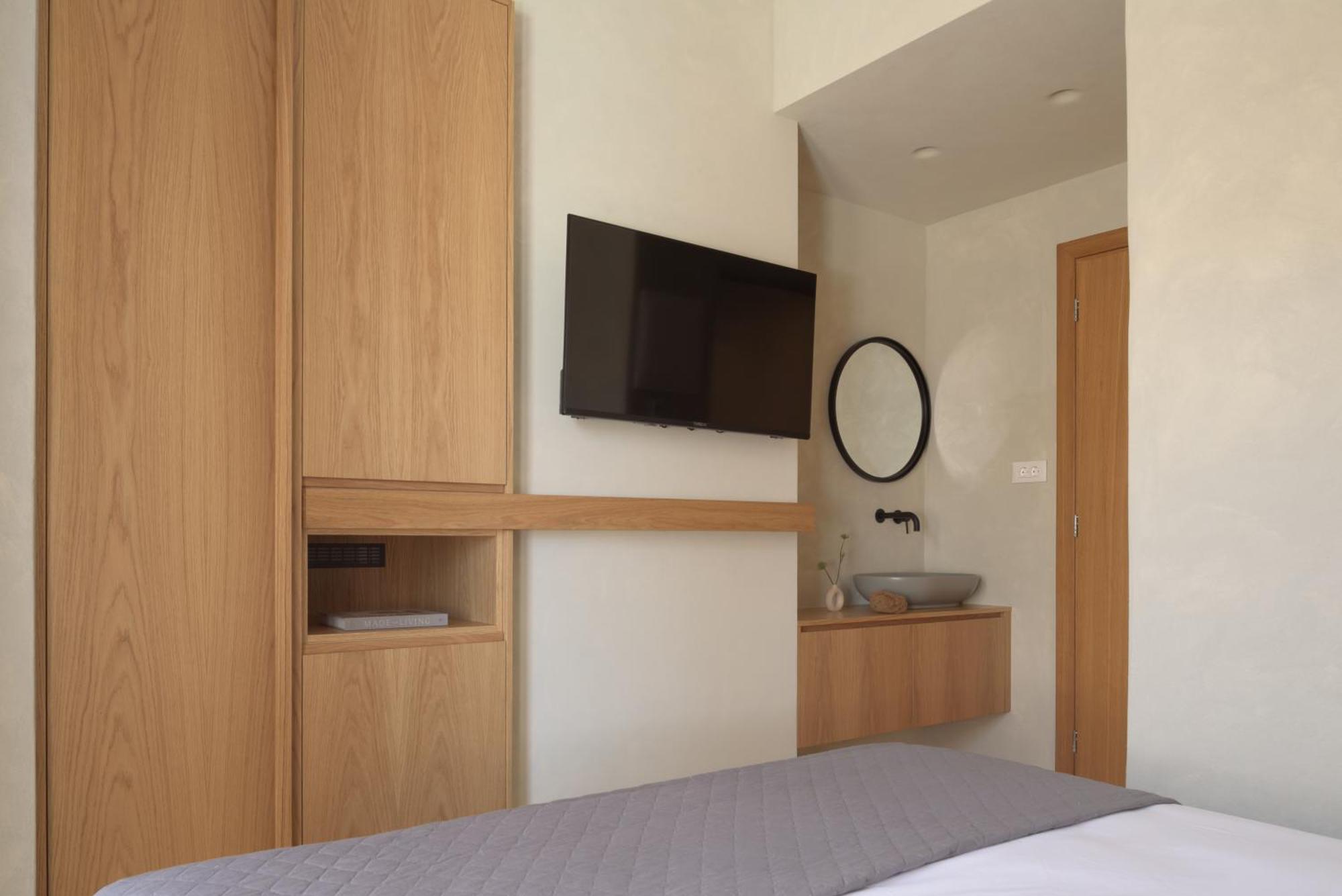 Apollo Aparthotel