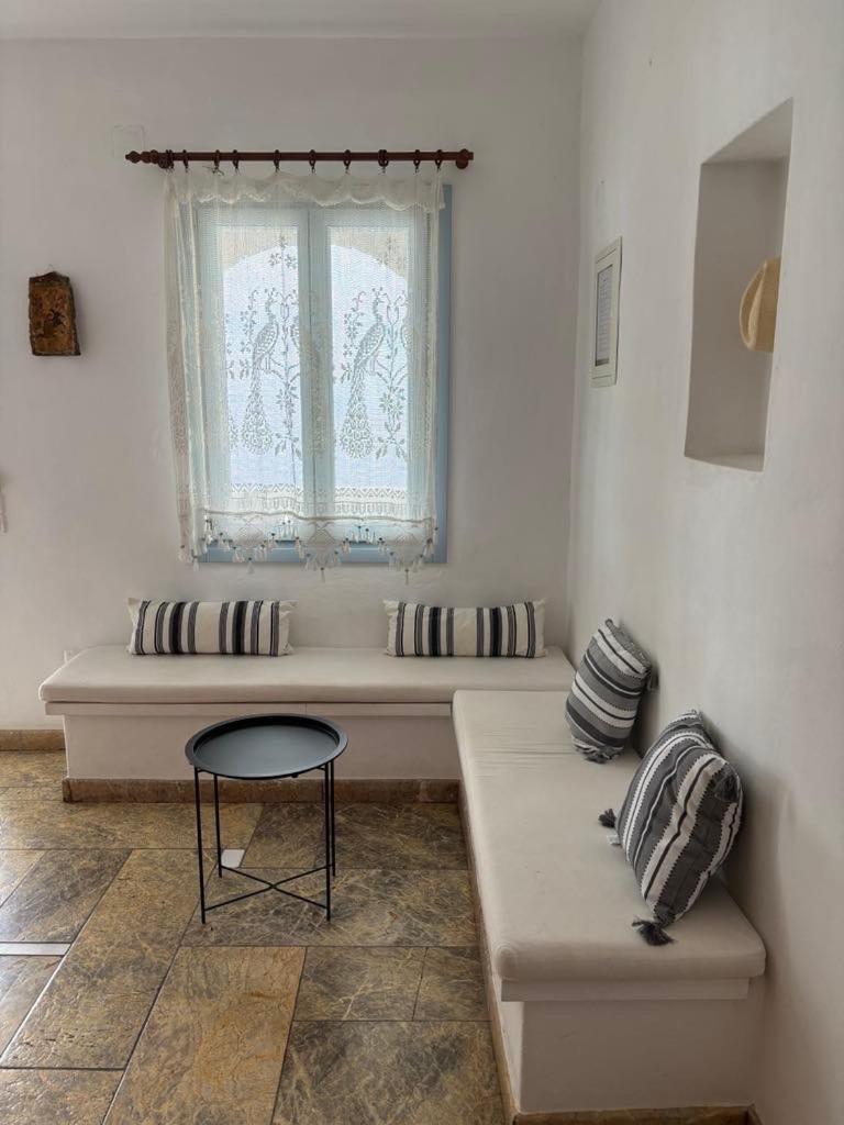 Apartment Akti Giannaki