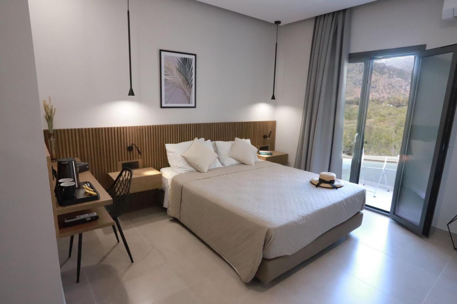 Tropical Hotel 2*