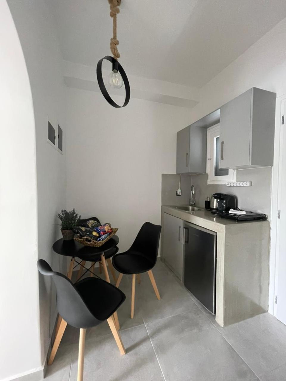 Zoumis Aparthotel
