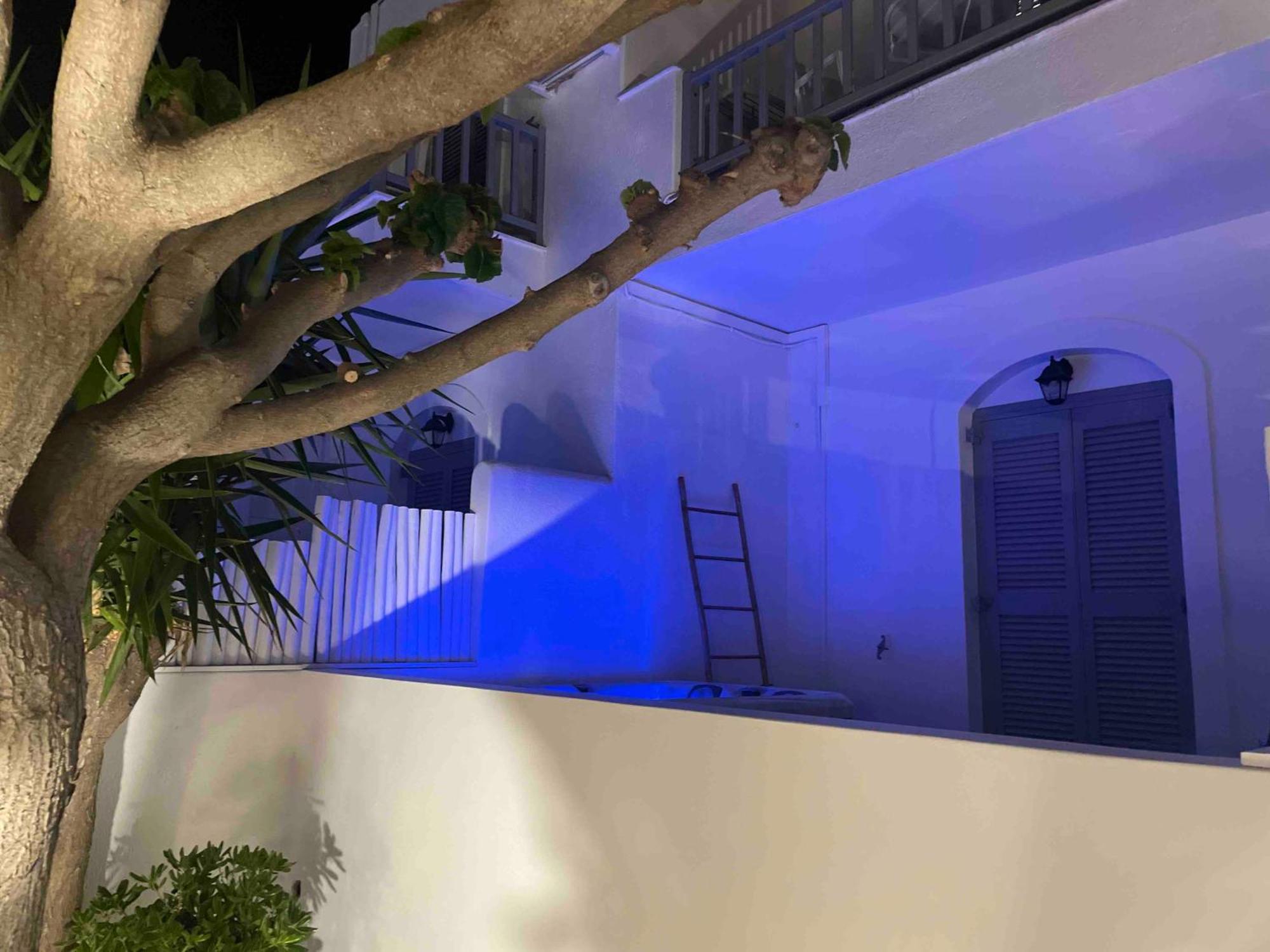 Zoumis 2* Naousa (Paros)