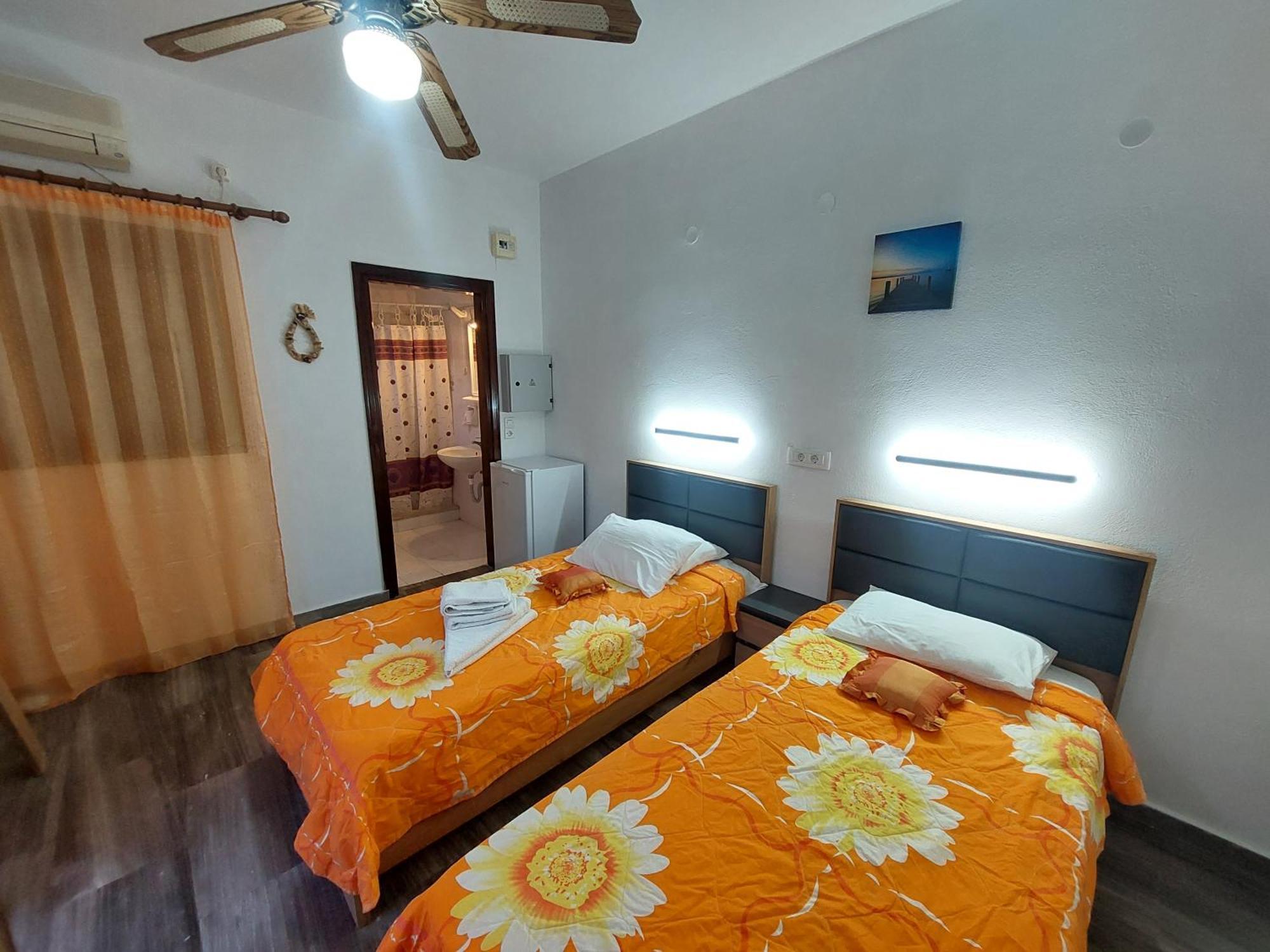 Guest house Evelina Pension: Diverse Near Black