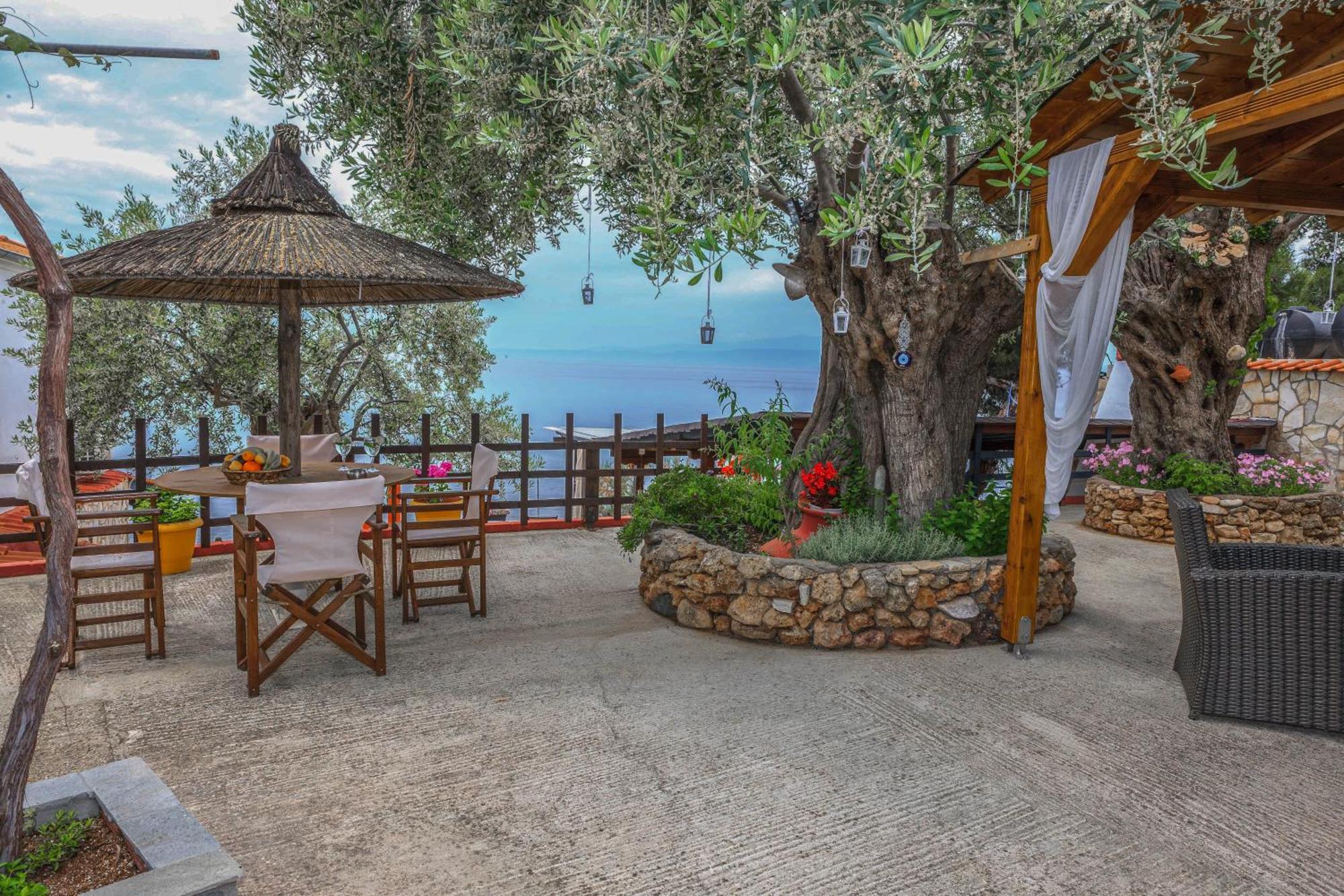 Plaka 2* Skala Kallirakhis