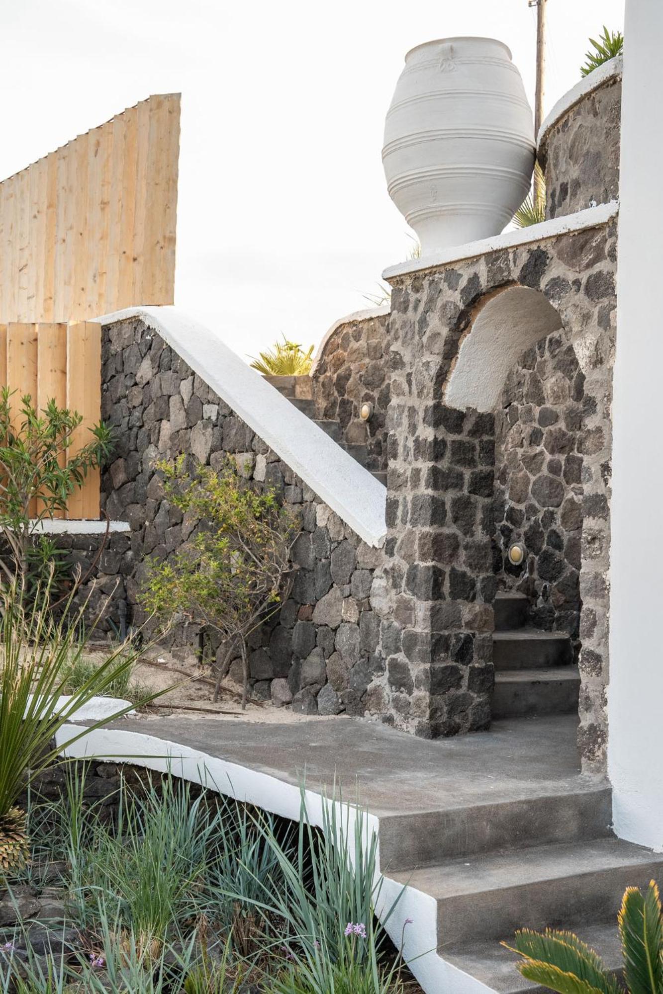 Villa Hideaway *