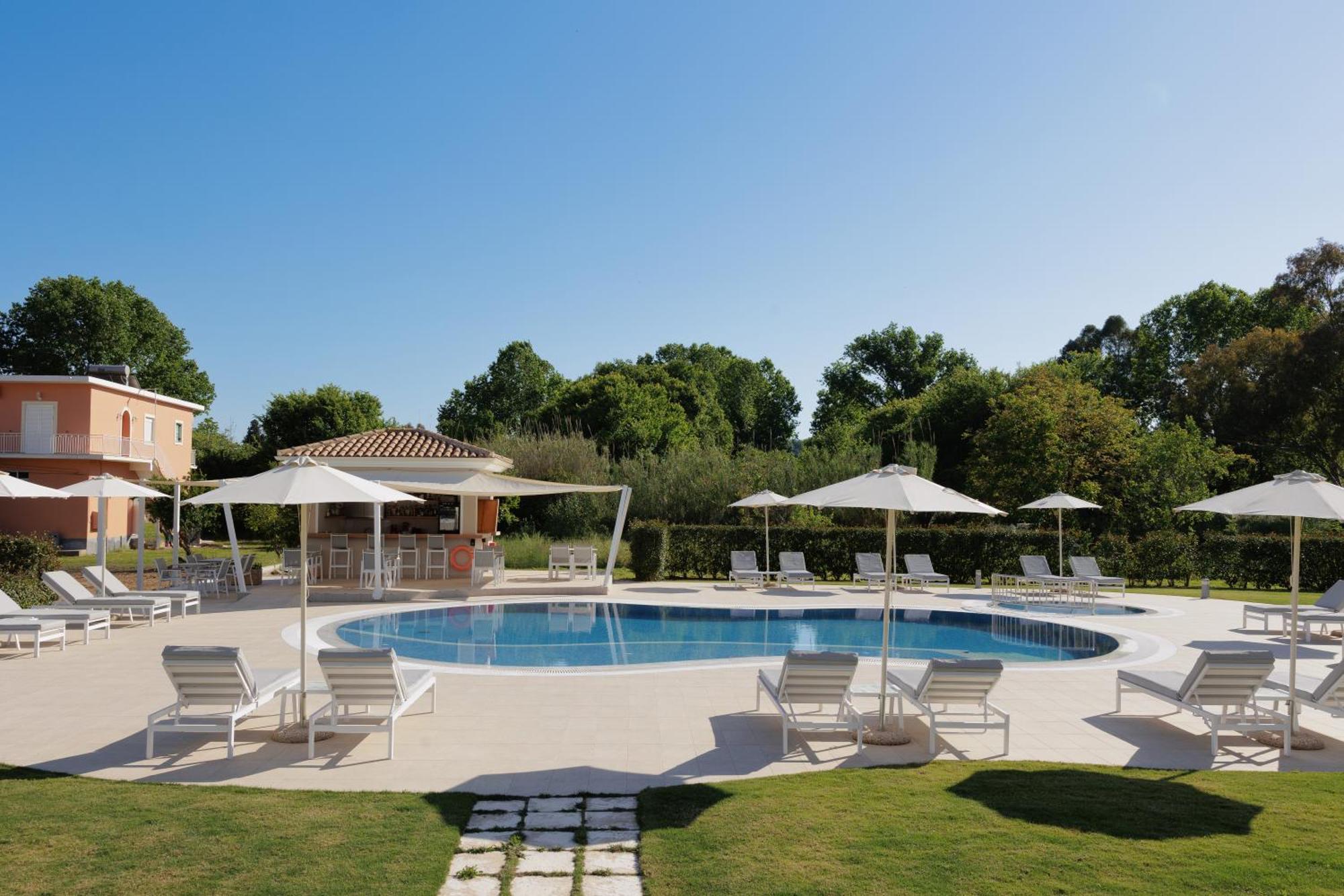 Santos Luxury Dassia (Corfu)