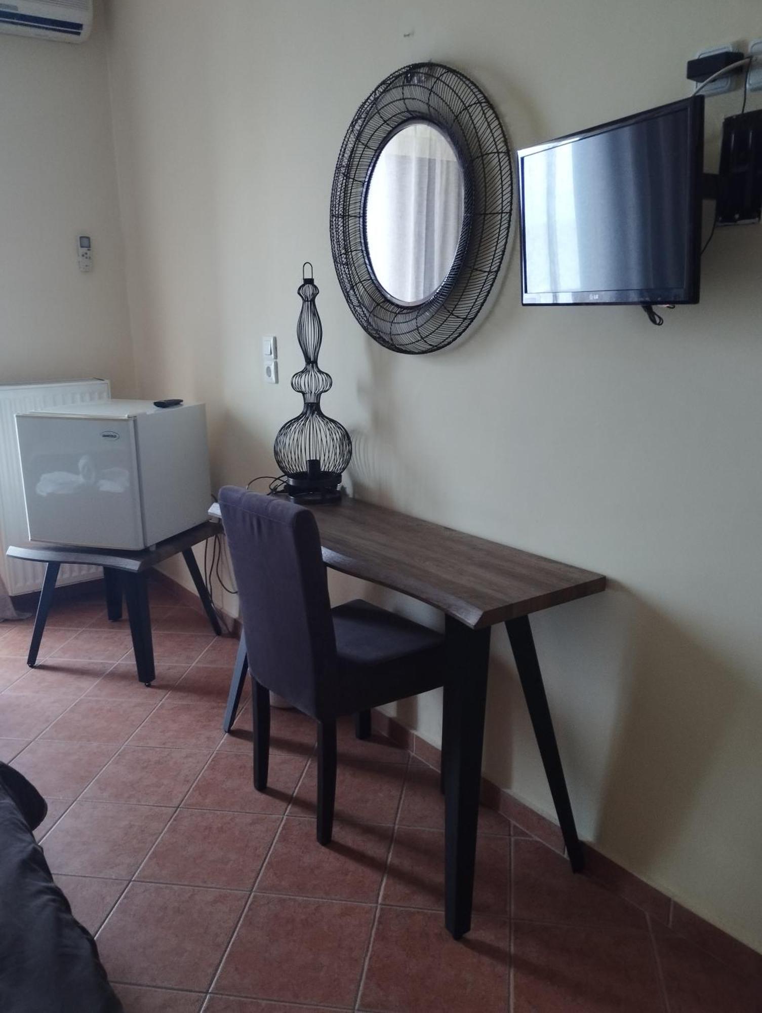 Hotel Kamvissis 2*