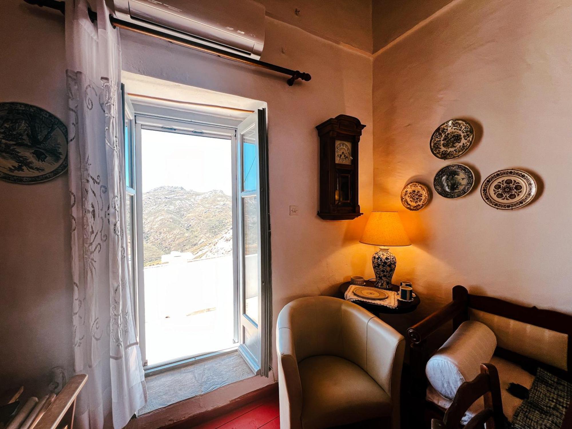 Stunning Town-house In Chora, * Serifos Town