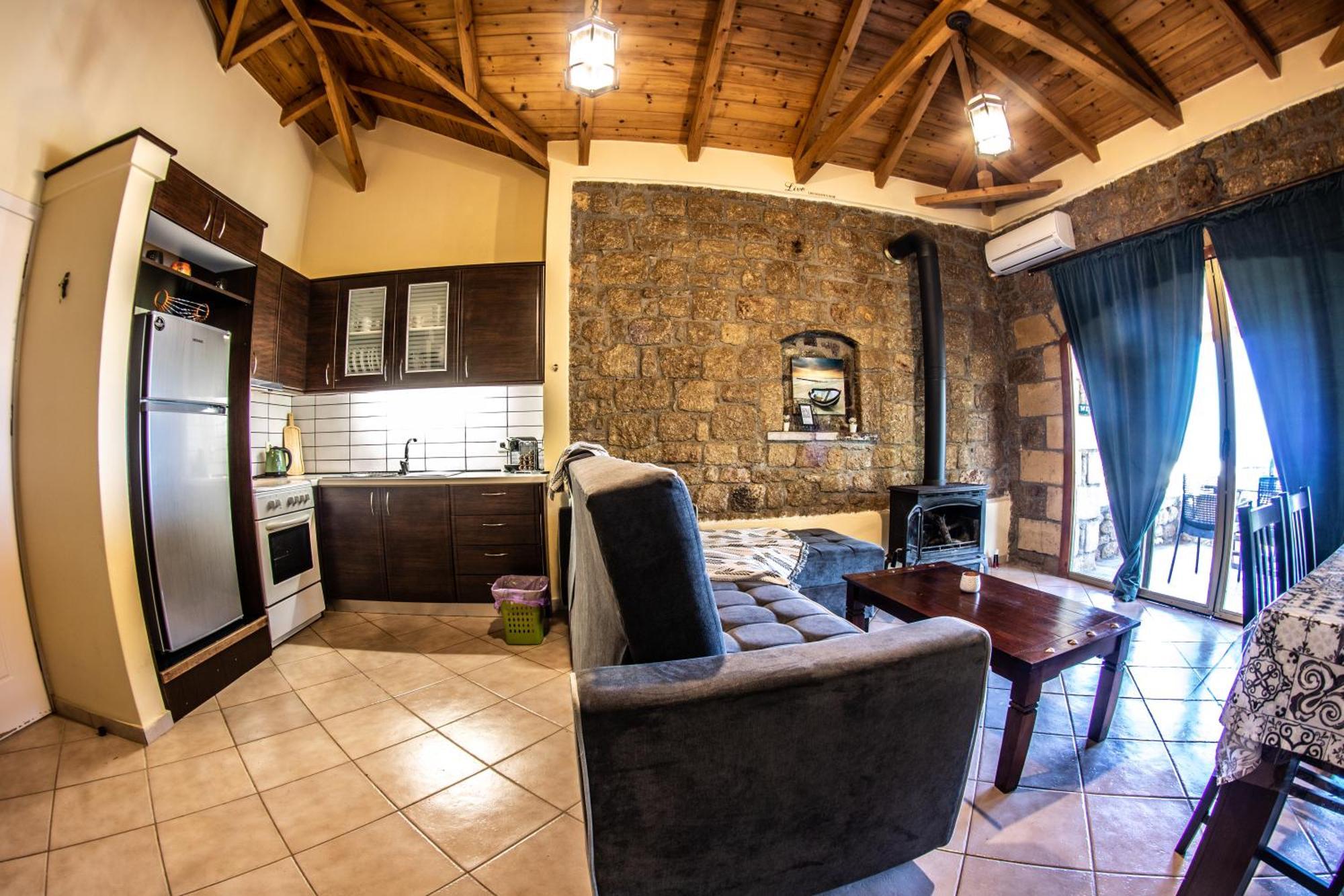 Leopolis Stone House Holiday home Neokhorion (Messenia)