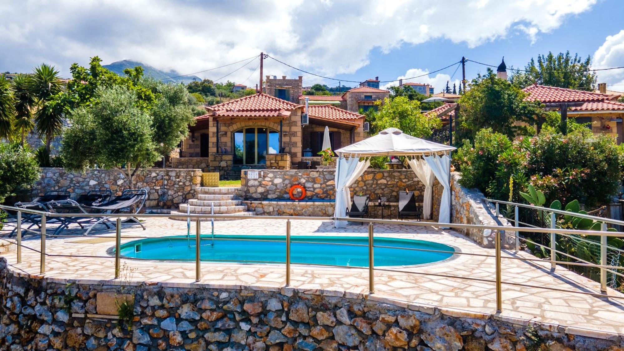 Leopolis Stone House * Neokhorion (Messenia)