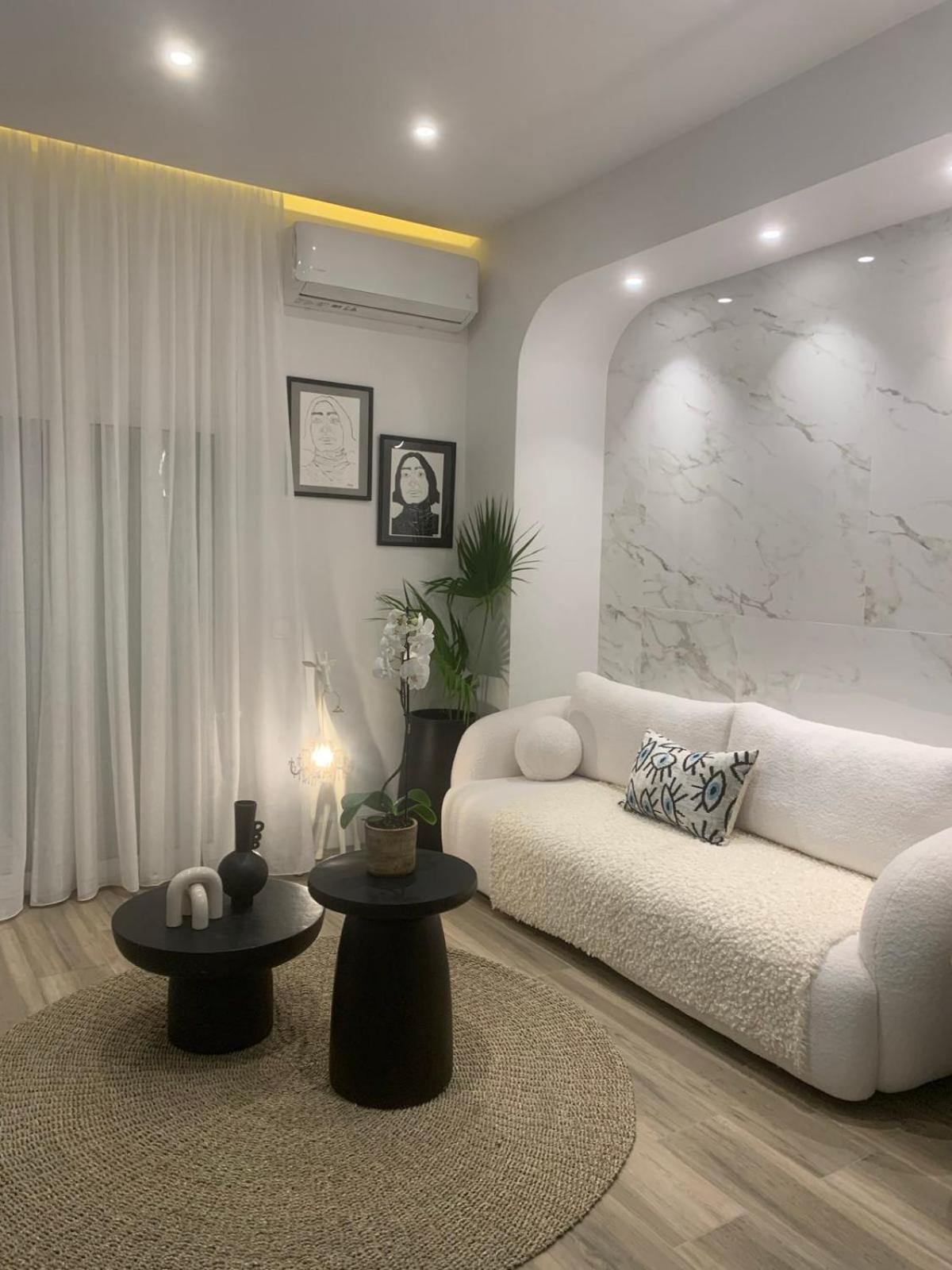 Khroma Luxury 1 Front * Hersonissos (Crete)