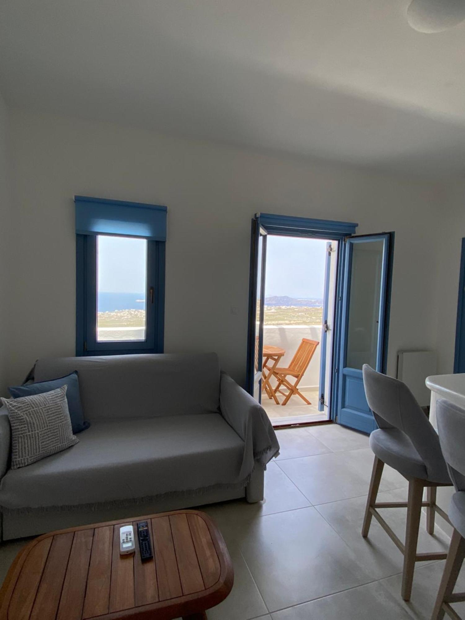 Ena Santorini Holiday home Pyrgos Kallistis