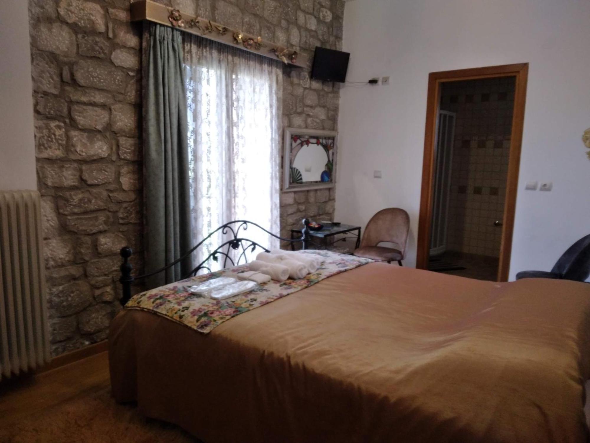 Homestay Xenios Petritis *