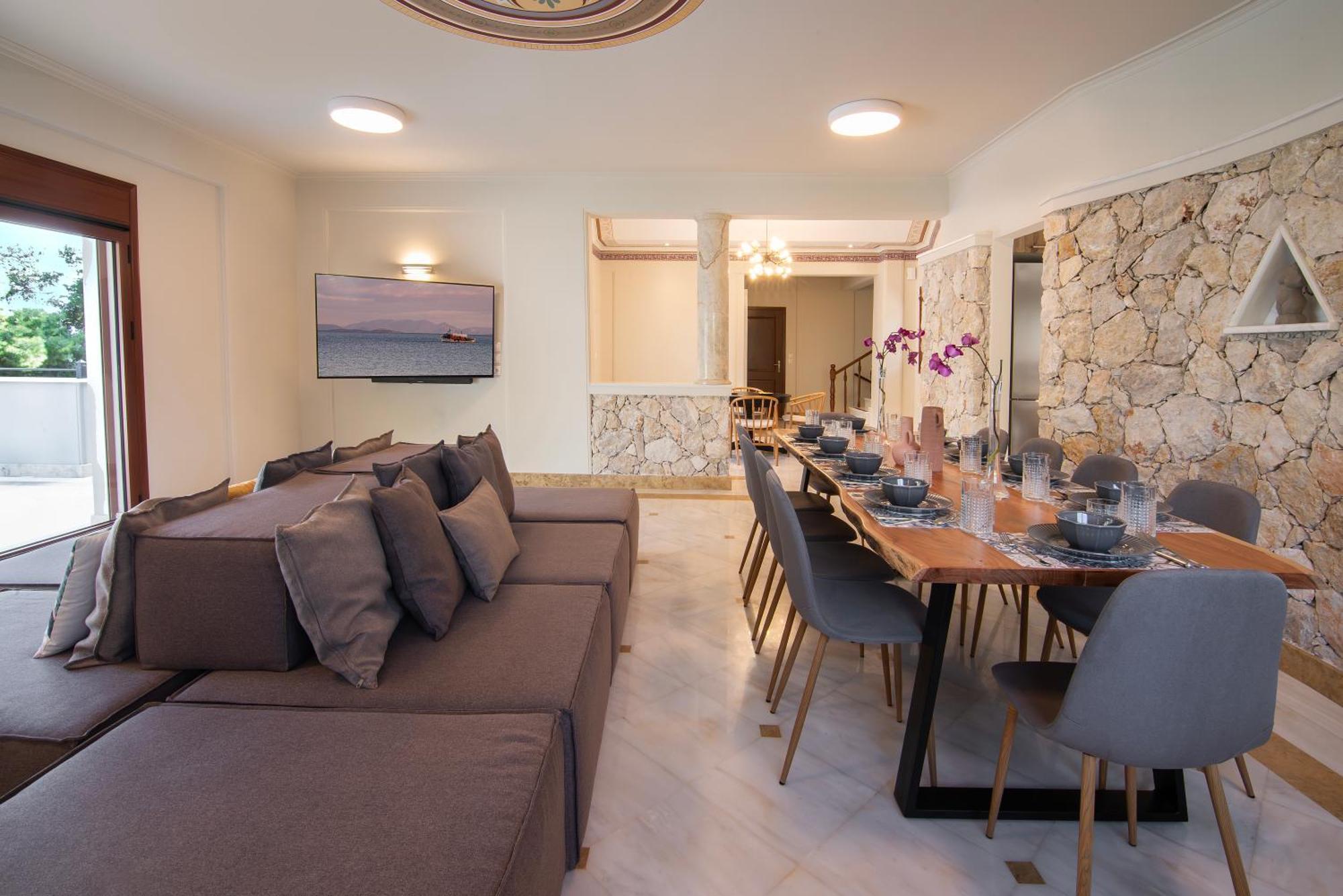 Villa Lion *