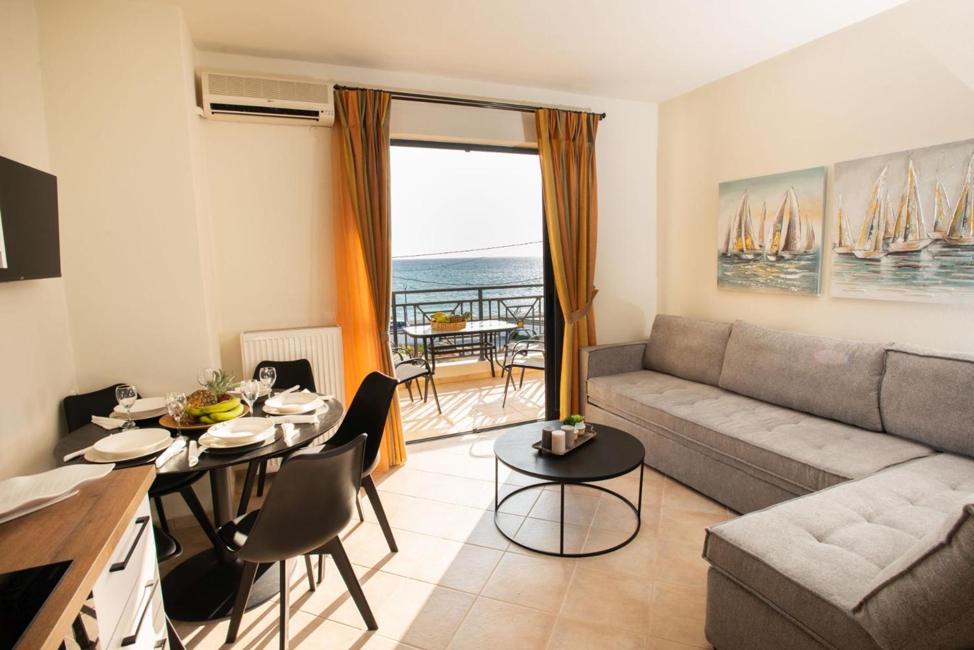 Apartment Alkioni , Beachfront, With Sea View *